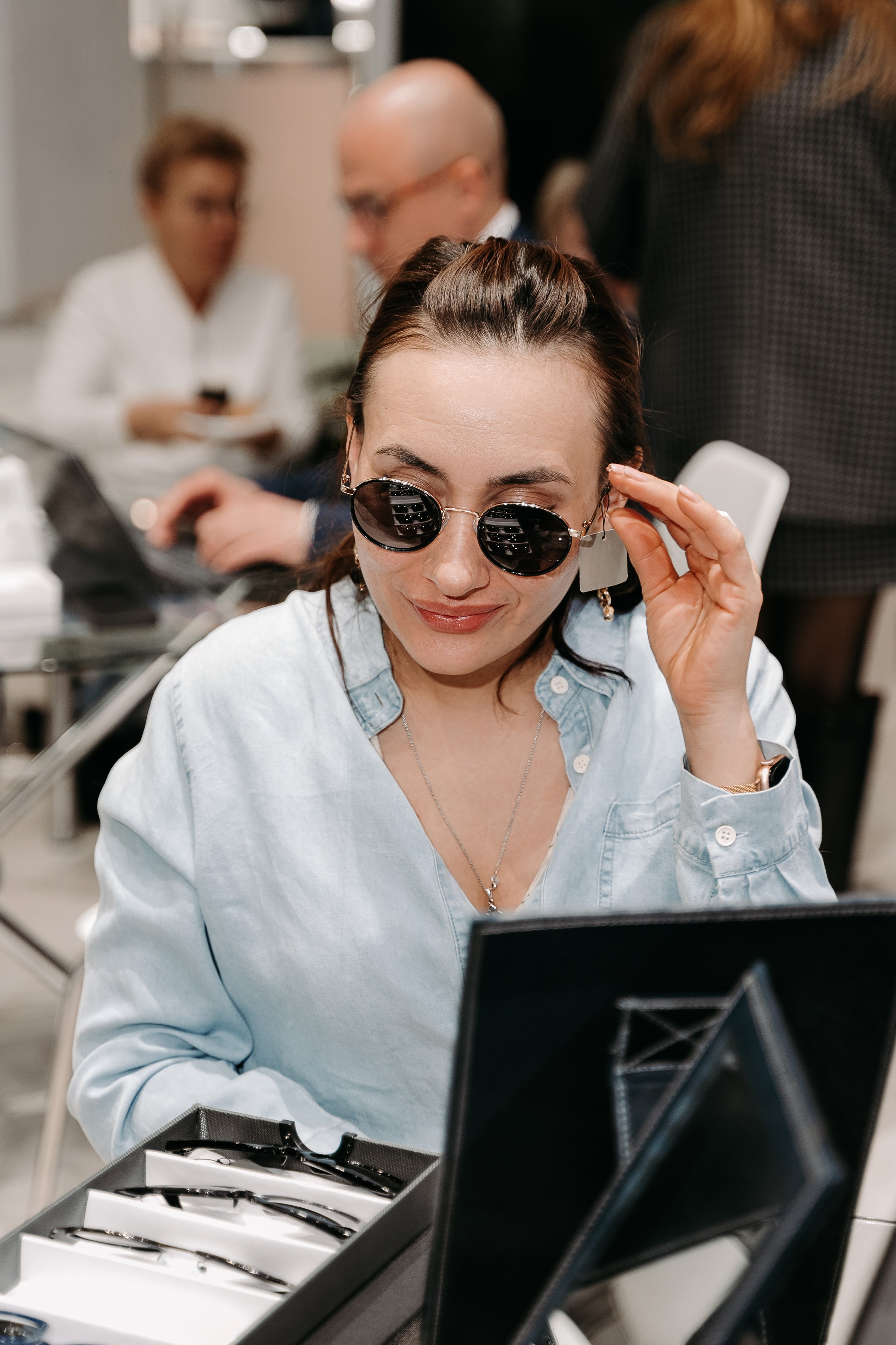 Оптическая_выставка. Репортажный и свадебный фотограф в Москве Рая Небогатова