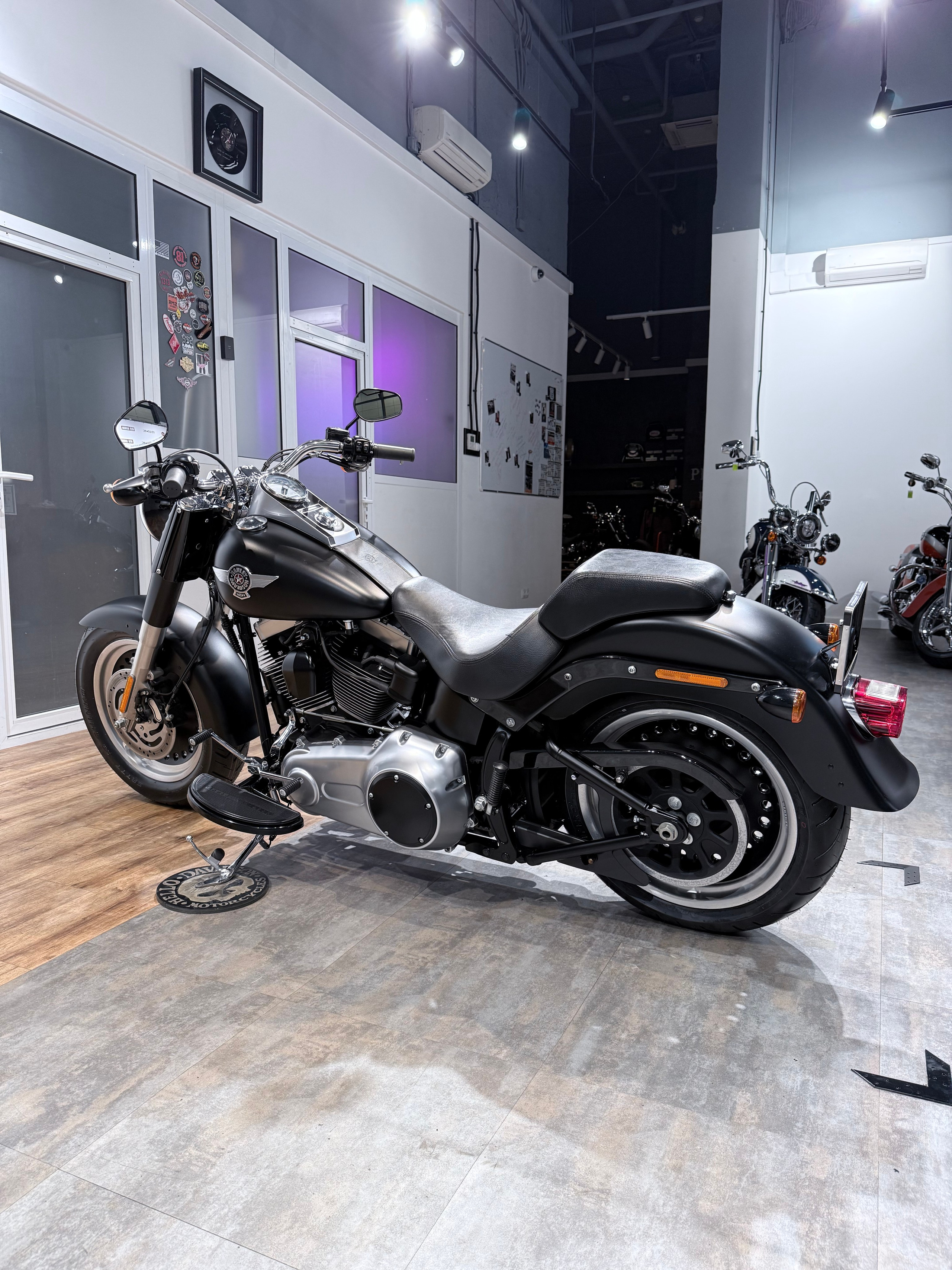 Мотоциклы Harley-Davidson 2013 Softail Black Slim ABS (Семейство Softail, Dyna). Hello Davidson, Москва. Только хорошие мотоциклы…