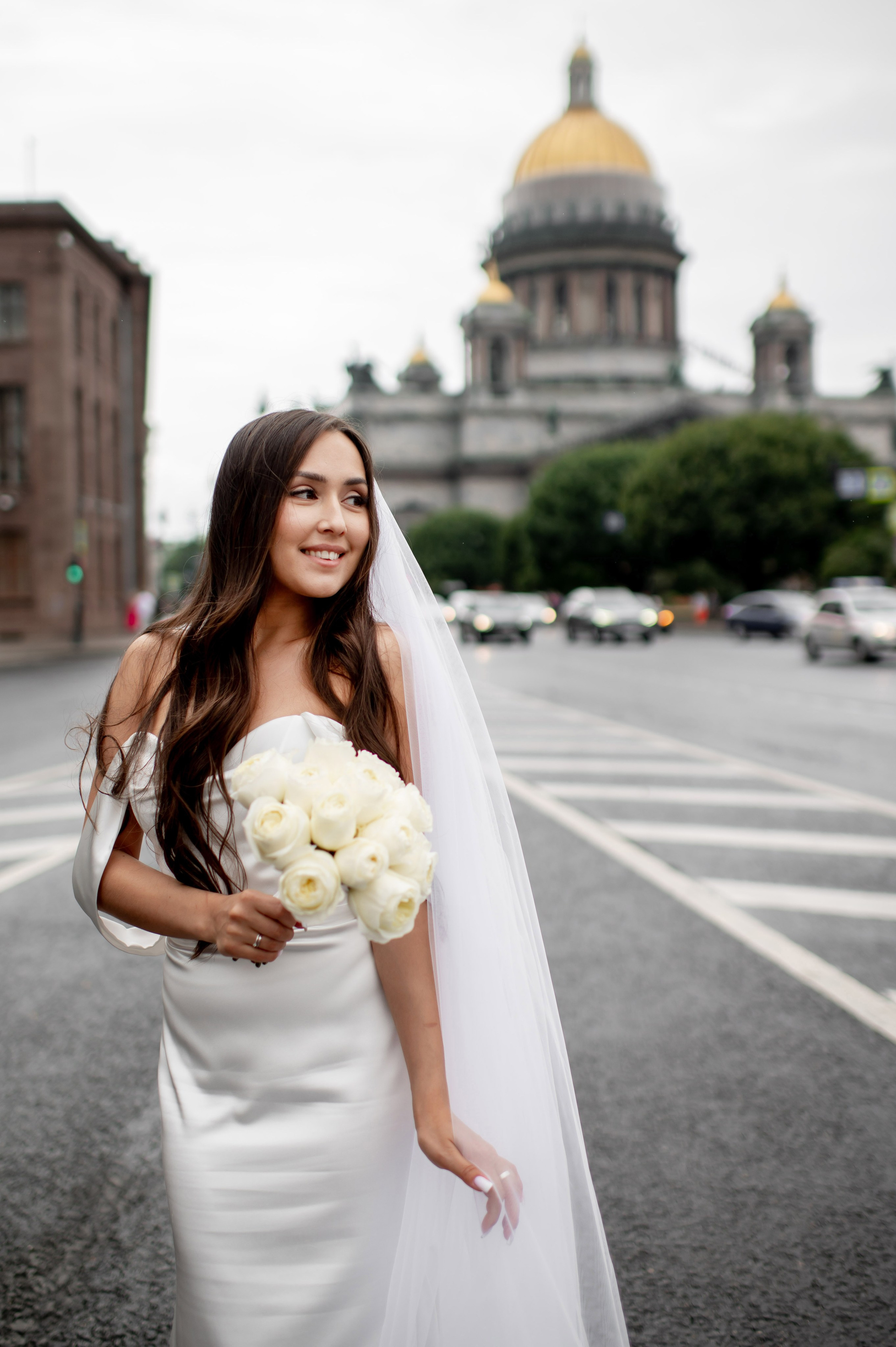 Классическая свадебная фотосессия Аины и Антона по самым красивым местам для свадебной прогулки в Санкт-Петербурге. Портретный, семейный и свадебный фотограф в Санкт-Петербурге и в Пушкине Ширяев Денис