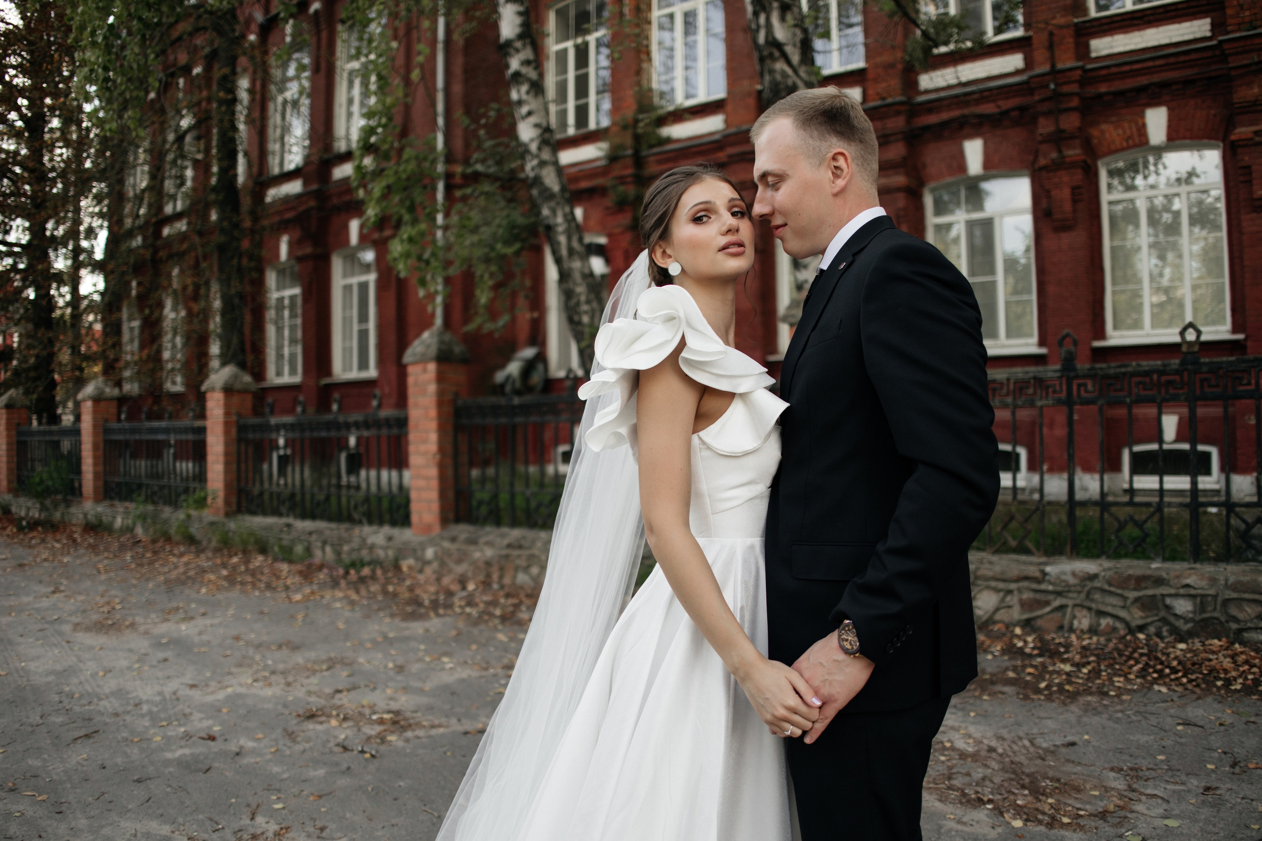 Контакты. Свадебный фотограф в Курске Антон Богданов