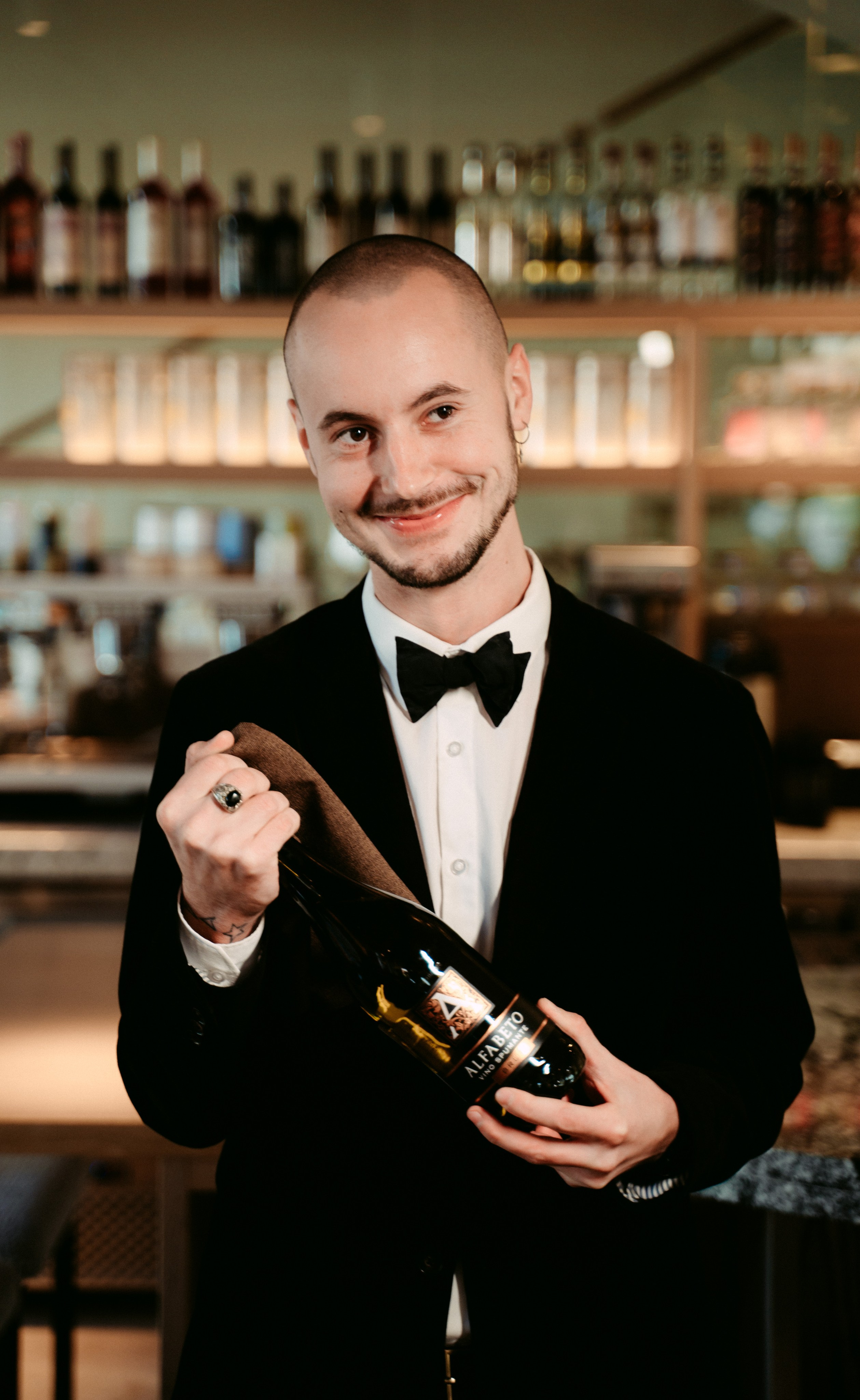 Хорошая девочка / Открытие ресторана в Казани. Саша Копылов, фотограф в Казани