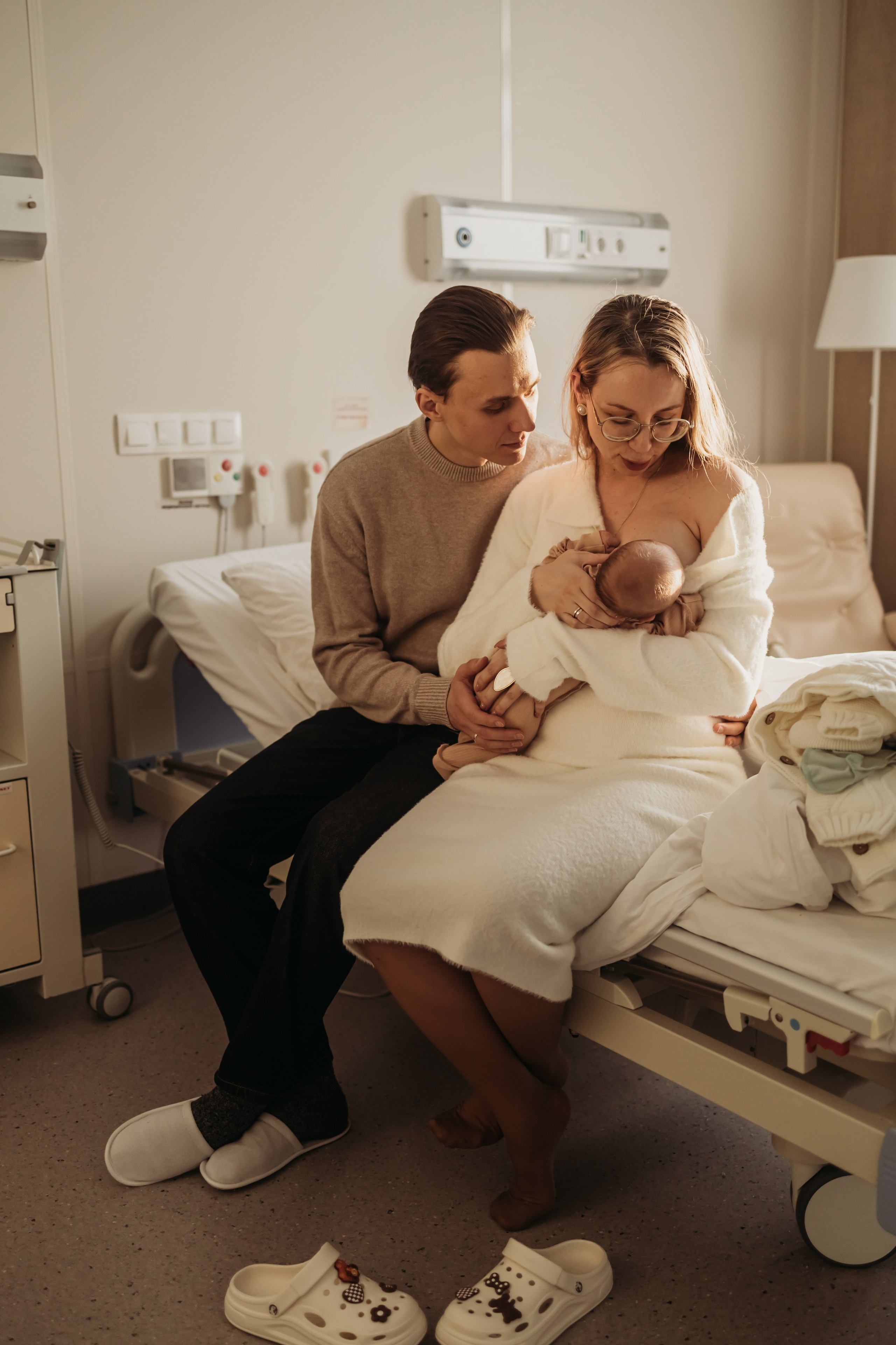 Выписка из родильного дома. Фотограф родов выписка новорожденных Санкт-Петербург