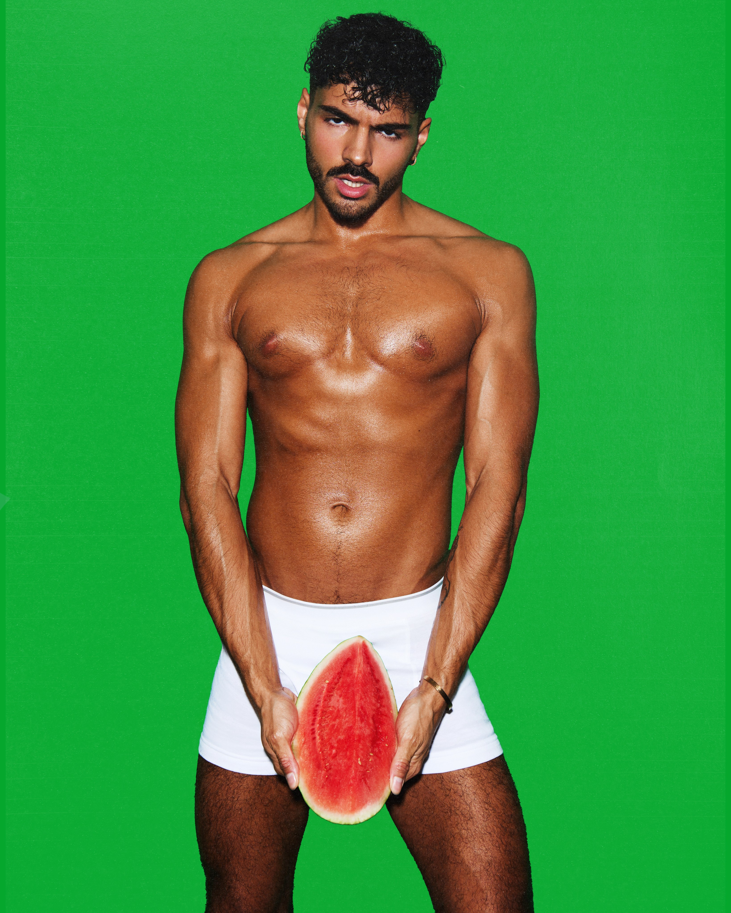 Body 18+. Retusher Maryia Buhai