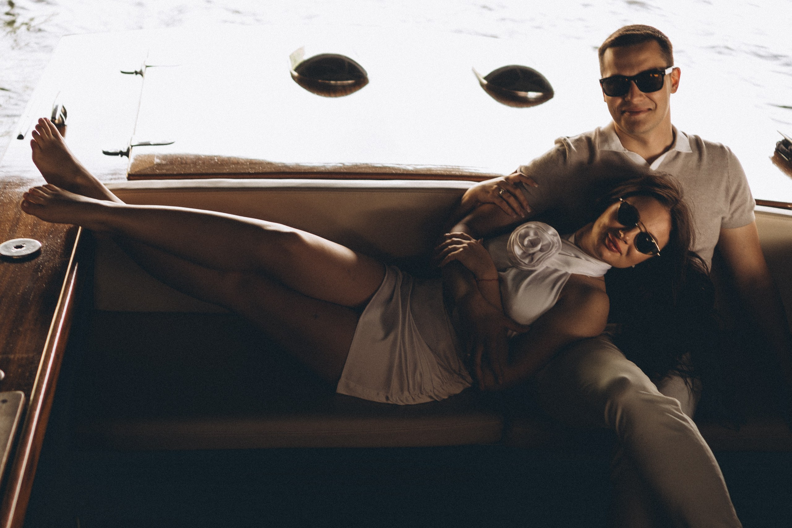 СВАДЕНБНАЯ СЬЕМКА НА КАТЕРЕ ПО КАНАЛАМ САНКТ-ПЕТЕРБУРГА И В АКВАТОРИИ НЕВЫ. Профессиональный фотограф, Санкт-Петербург — Виктория Богомолова