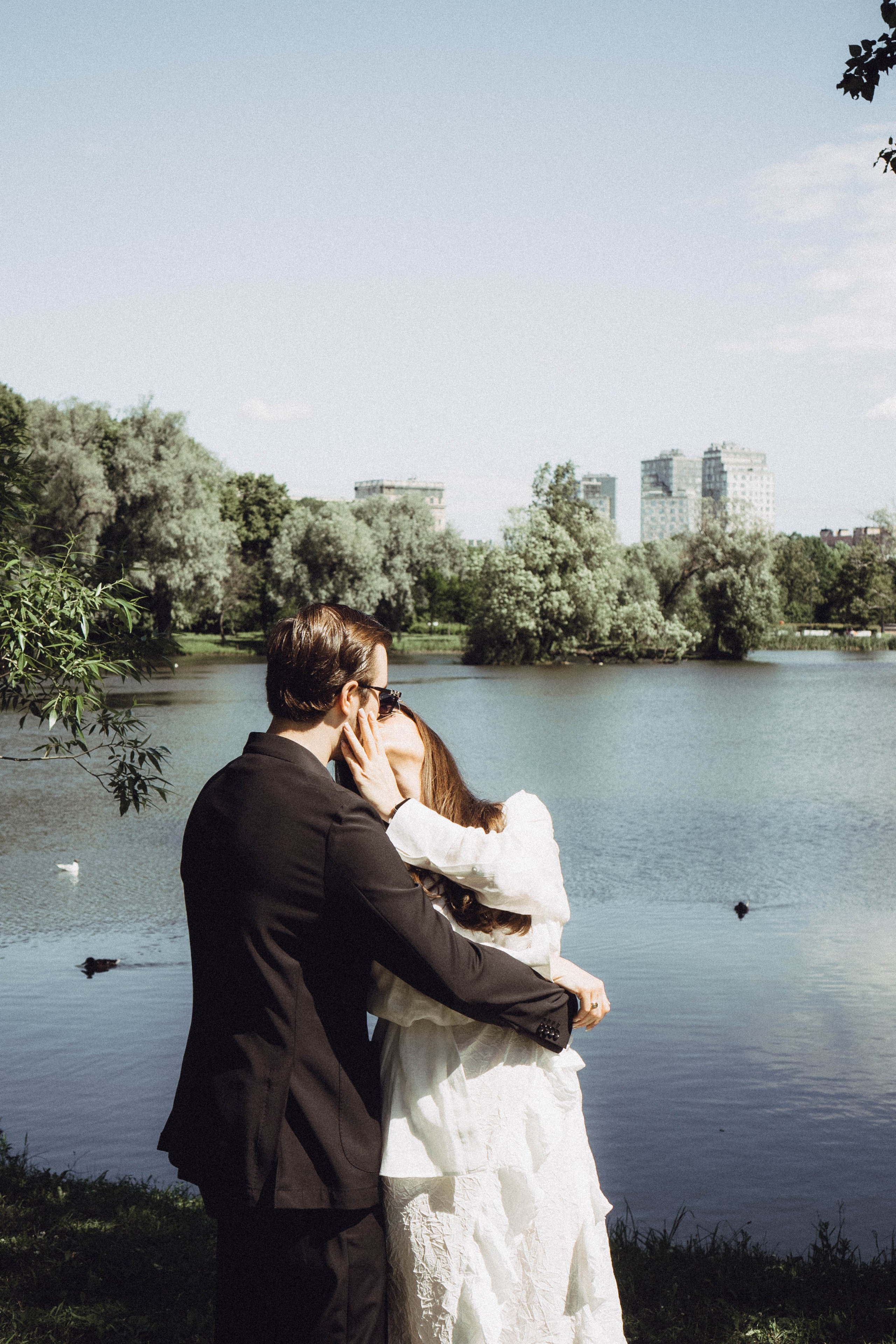 СВАДЕБНАЯ СЬЕМКА В ПАРКЕ ПОБЕДЫ И ПРОГУЛКА ПО МОСКОВСКОМУ ПРОСПЕКТУ. Профессиональный фотограф, Санкт-Петербург — Виктория Богомолова