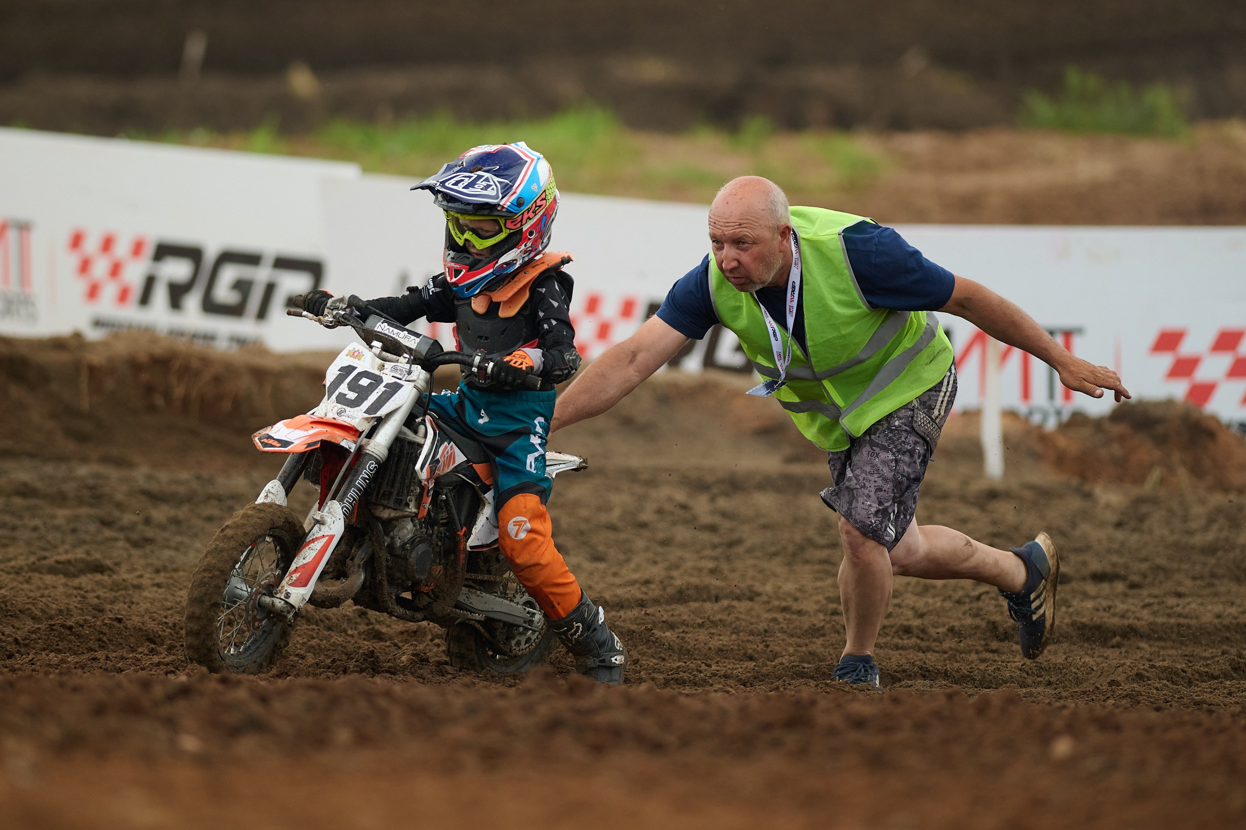 2 этап MMT RGP чемпионата России по мотокроссу 2025. Спортивный репортажный фотограф в Ижевске Сергей Мерзляков