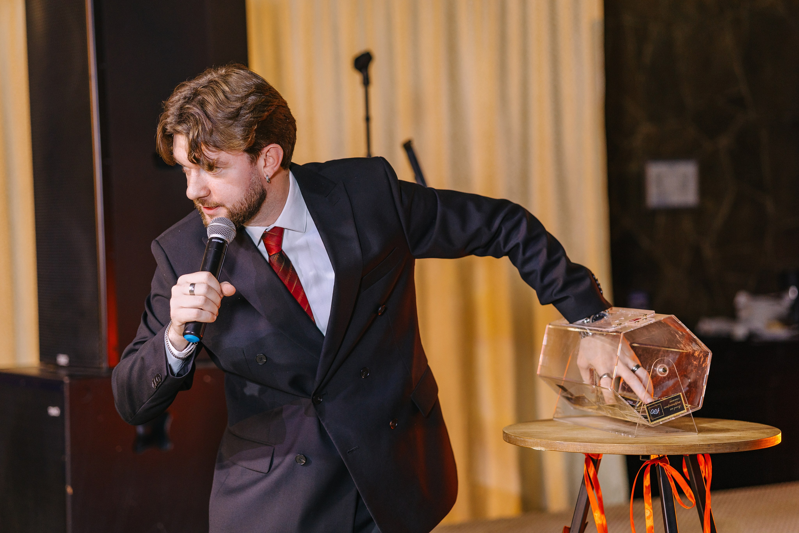 Новый год в «Айвенго» 2026. Александр Антонов. Профессиональный свадебный, репортажный фотограф в Москве, Подольске. Фото+Видео на любой праздник