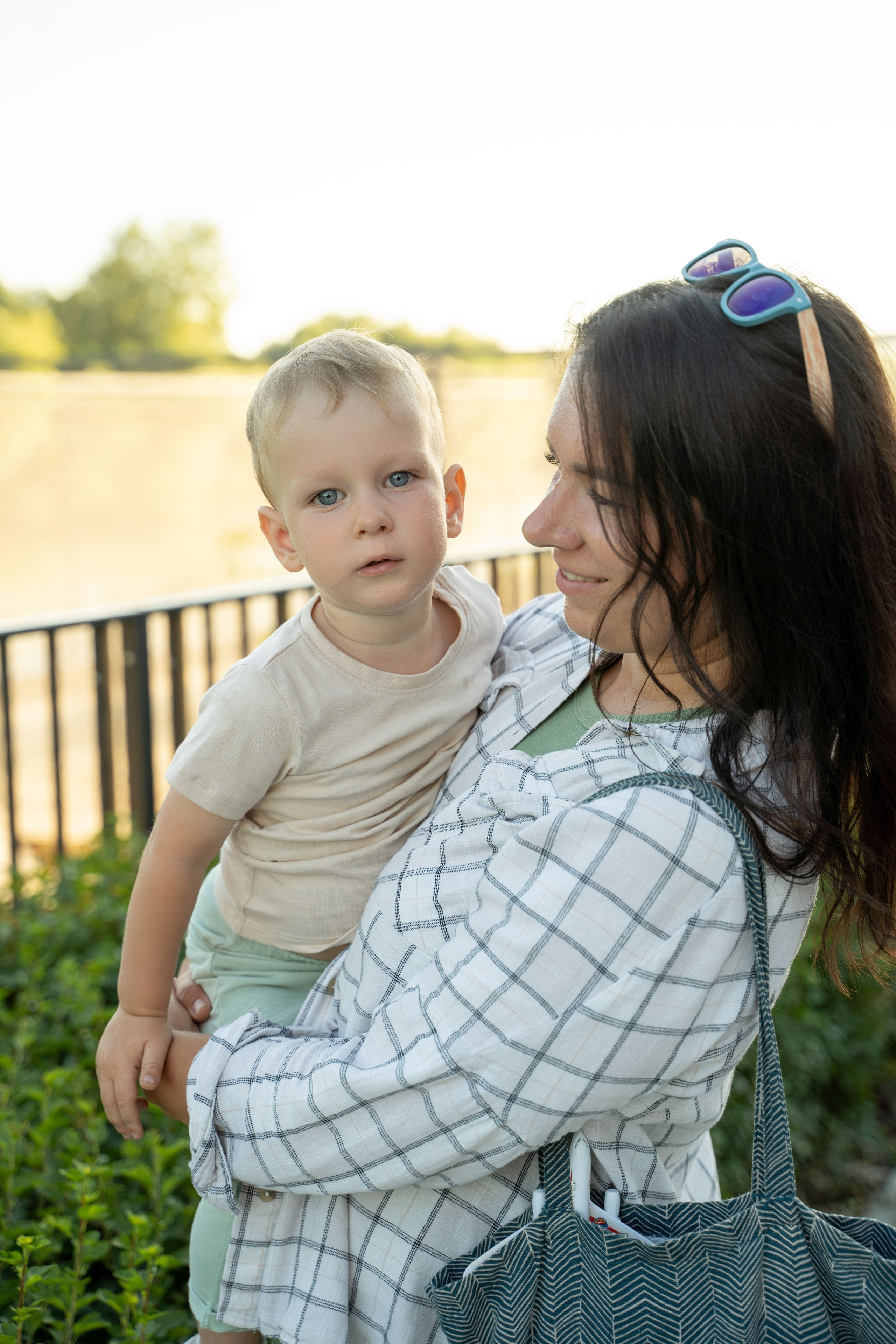 Семейная прогулка. Главная