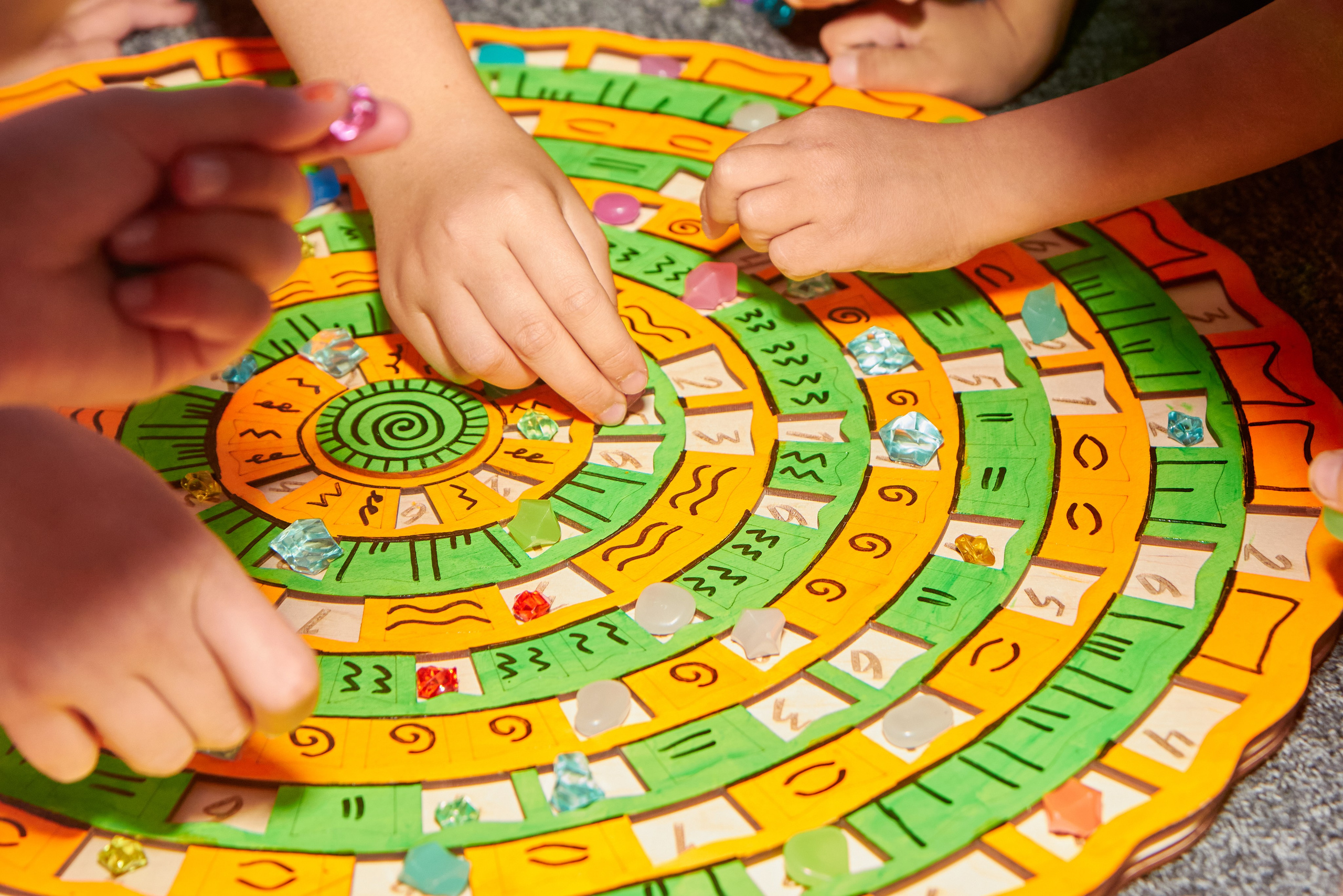 Фотосъёмка квестов и квест-шоу. Предметный и репортажный фотограф Алексей Кротов