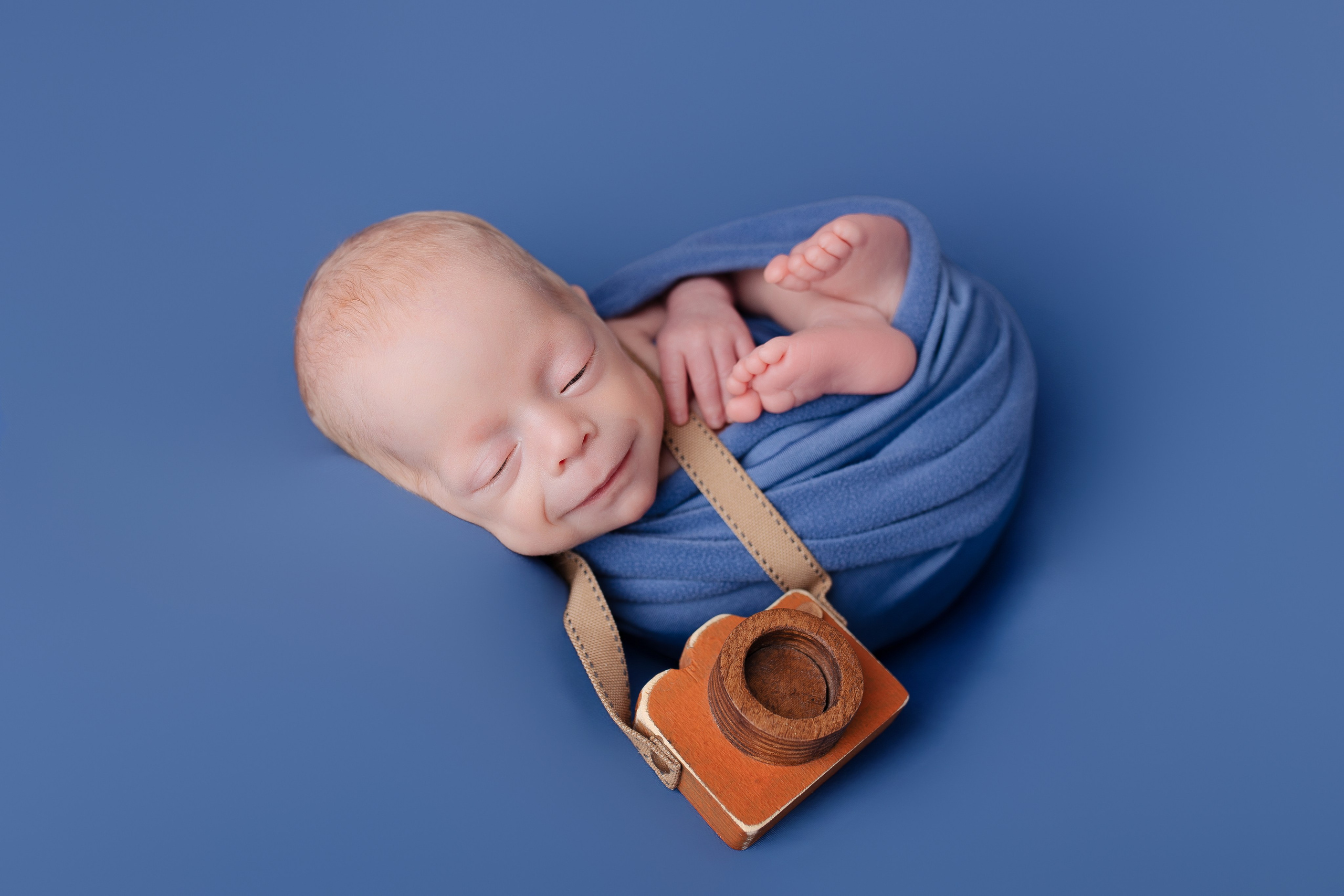 Новорожденные. Детский фотограф новорожденных Москва. годики под ключ. своя студия