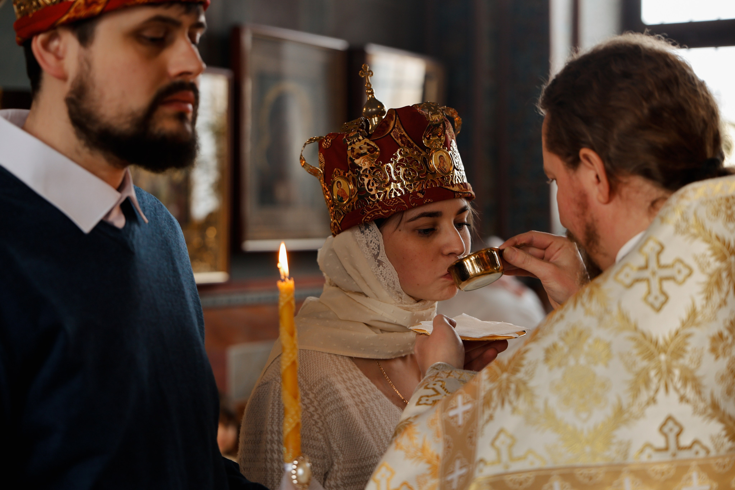 Венчание в Церкви Успения Пресвятой Богородицы в Химках. Фотограф Анастасия Залевская