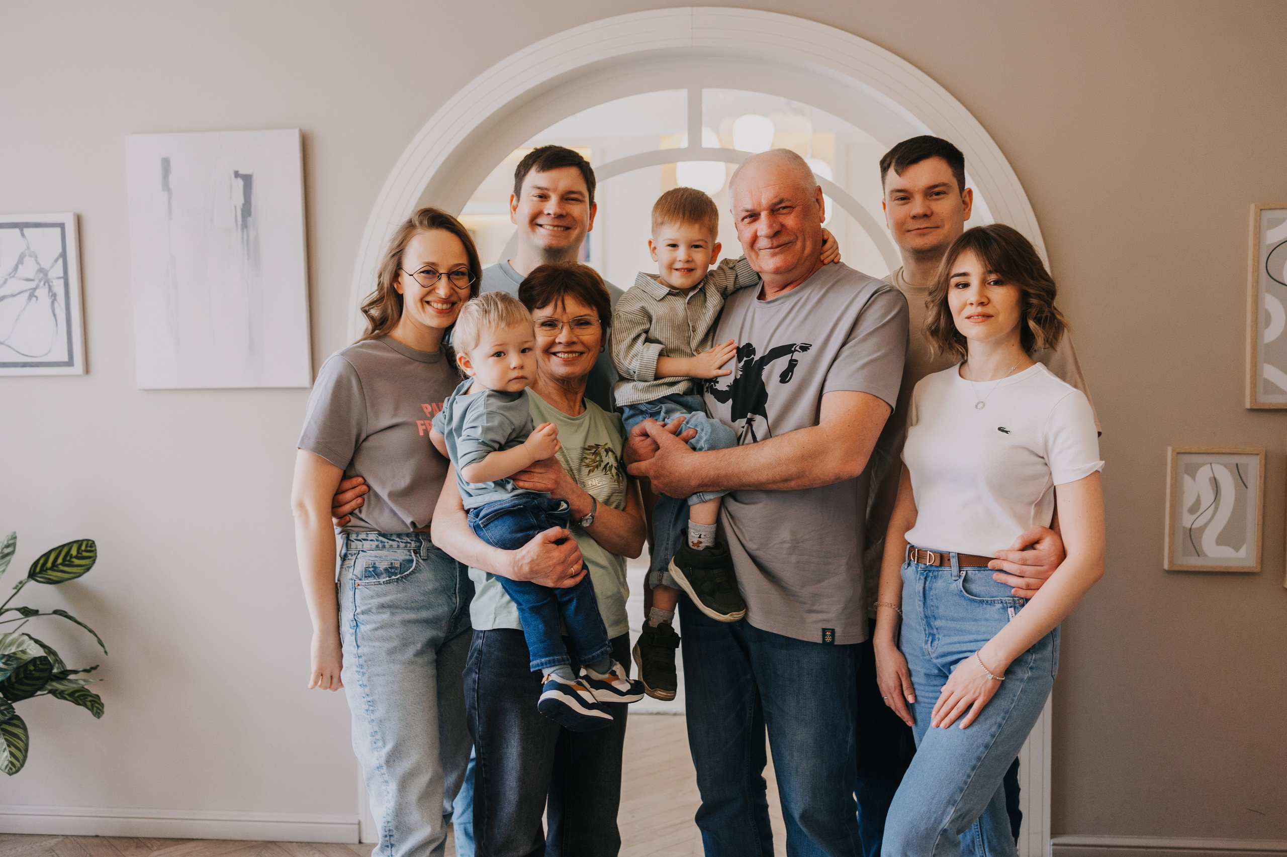 Большая семья. Домашняя фотосессия