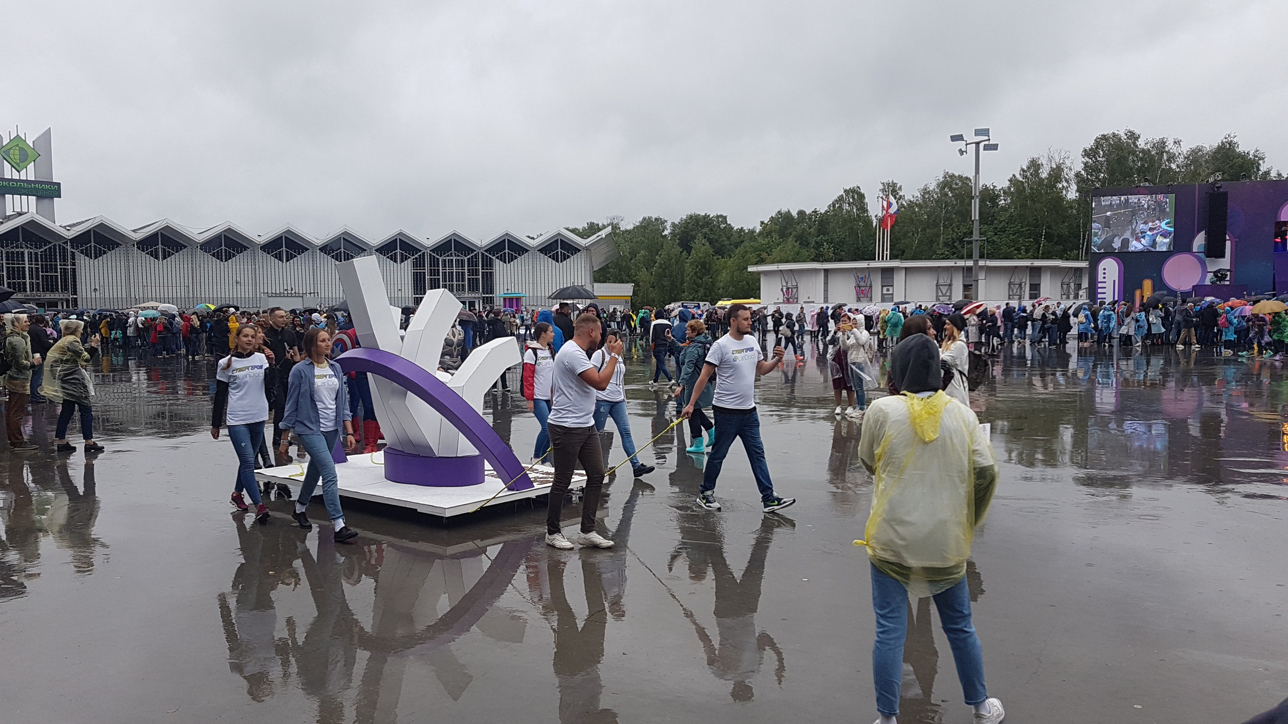 Корпоратив на 5000 человек. Праздничное агентство ПИОН