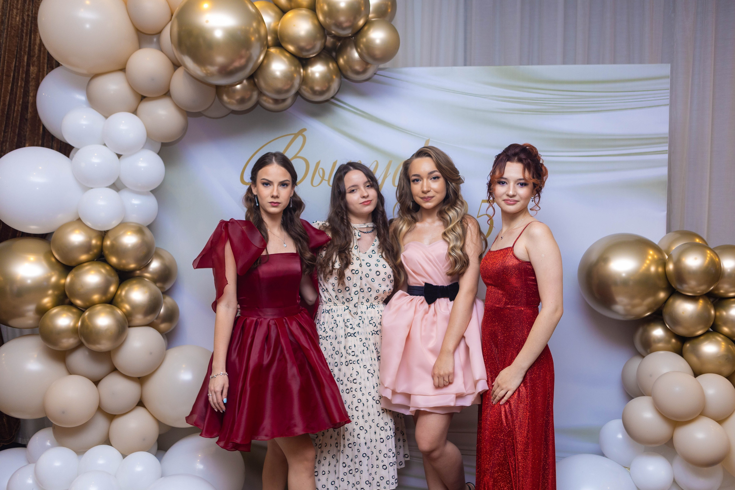 Выпускной 11а в Брудершафте 2025 г. Свадебный и предметный фотограф Ренат Каламперов