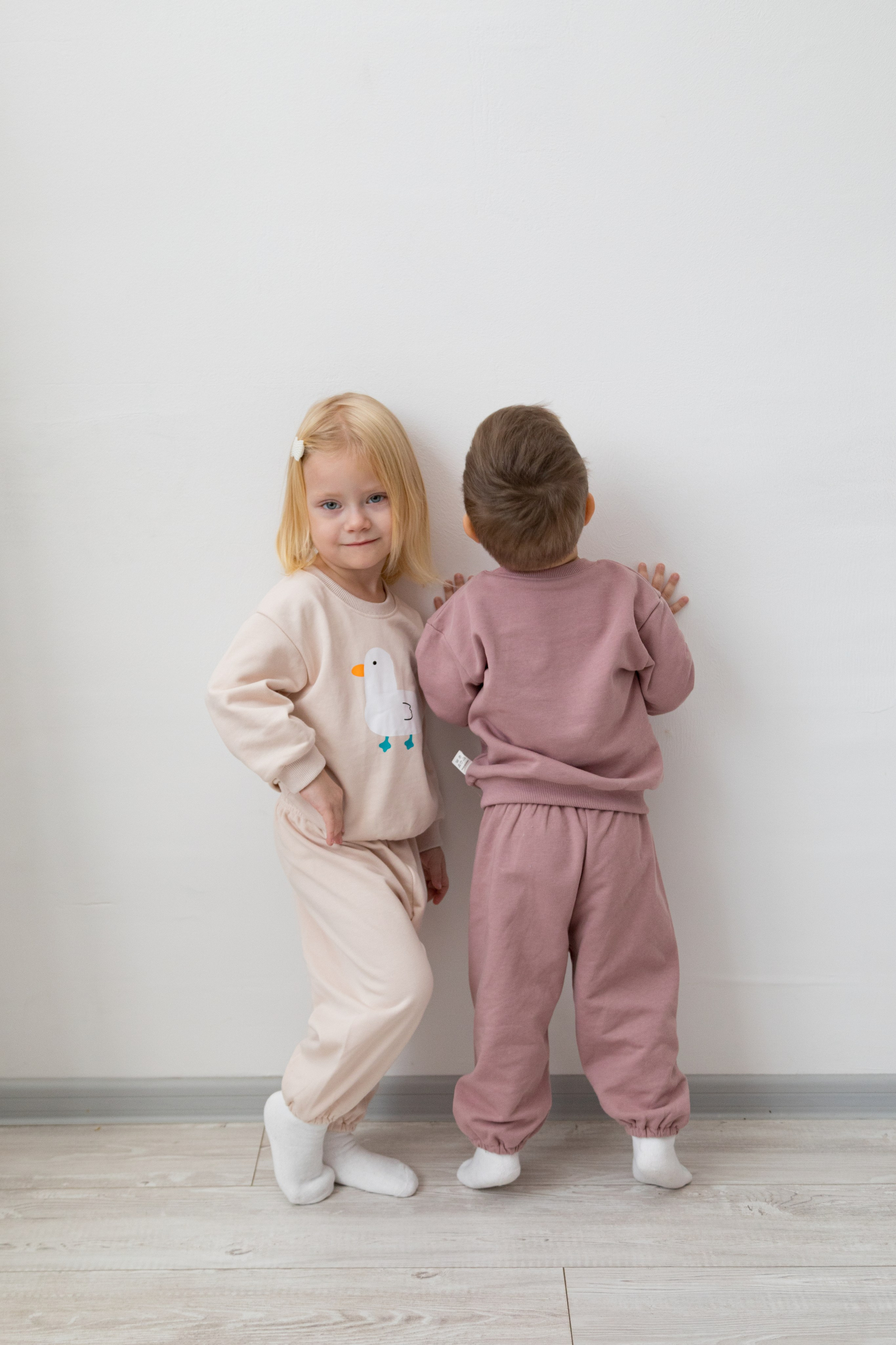 Фотосессия детской одежды для маркетплейсов Wildberries, Ozon. Детский и контент фотограф Надя Волкова Санкт-Петербург