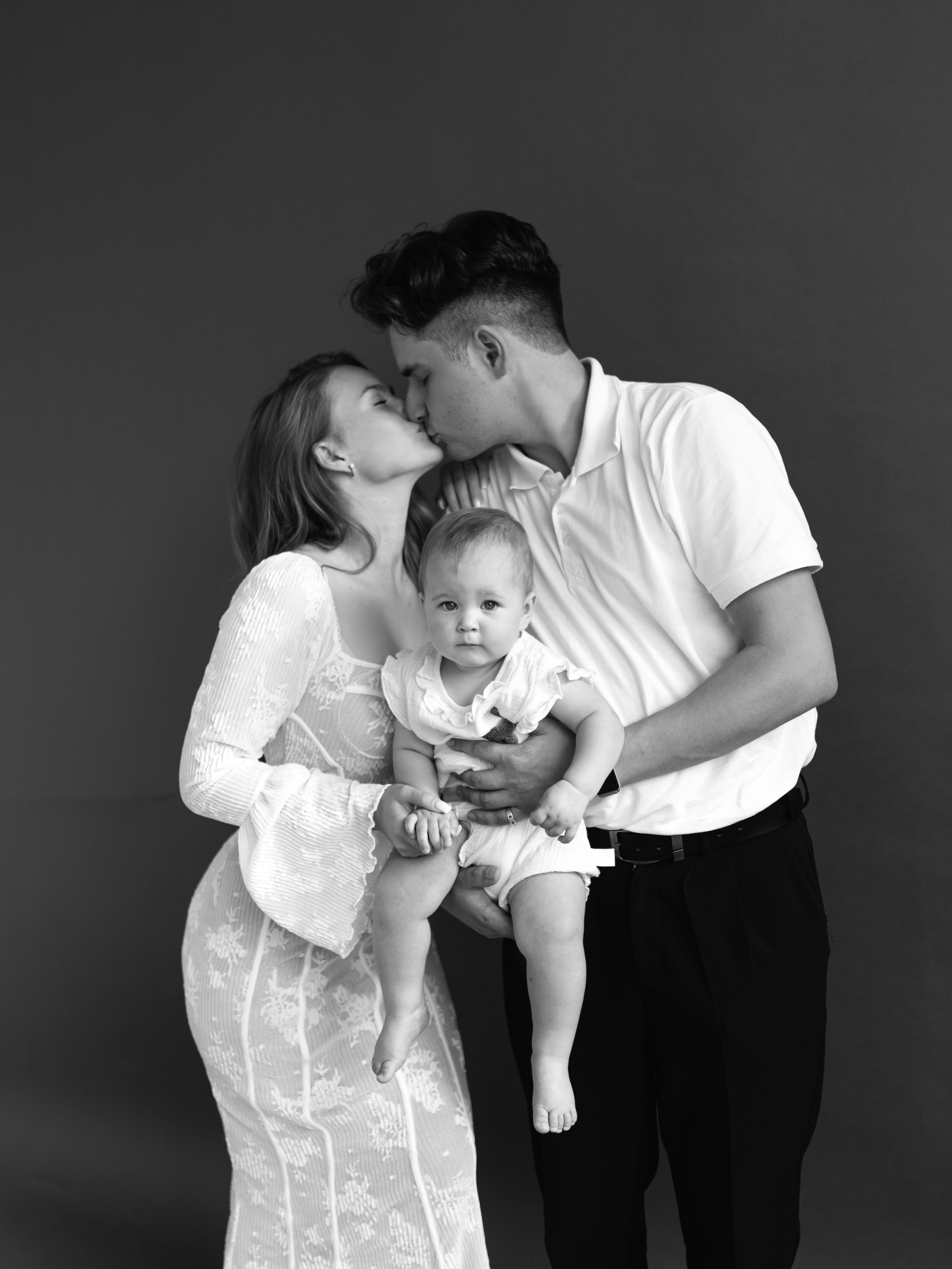 Семейная съемка в студии. Фотограф СПБ Засорина Юлия