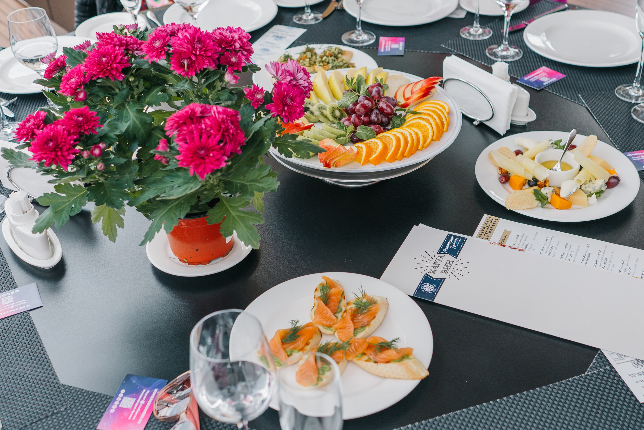 Бизнес-завтраки (организатор Карина Мартиросян). Женский фотограф в Москве Анастасия Сидорова