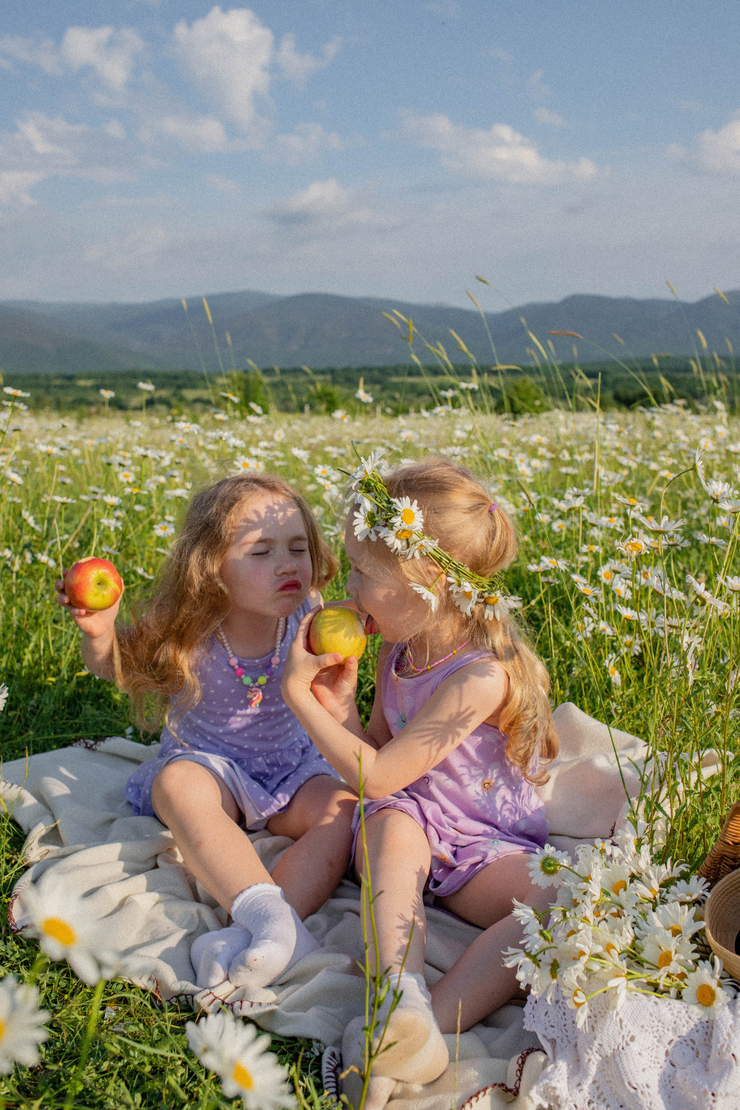 Подруги. Фотограф Немазенко Ольга