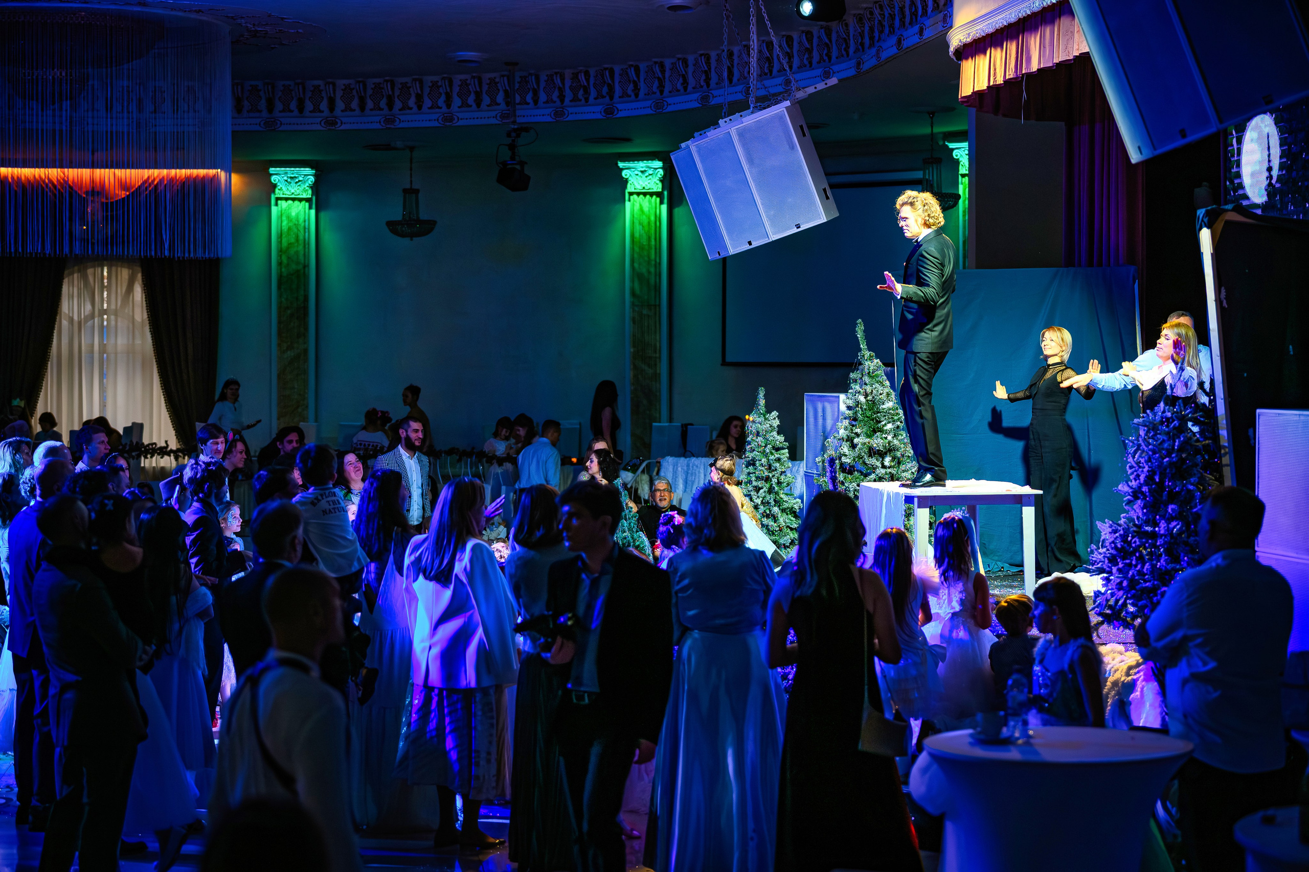 Репортажная фотосъемка мероприятий в Москве. Новогодний концерт 2025/2026. Интерьерный & Репортажный фотограф Озеров Денис, г. Москва