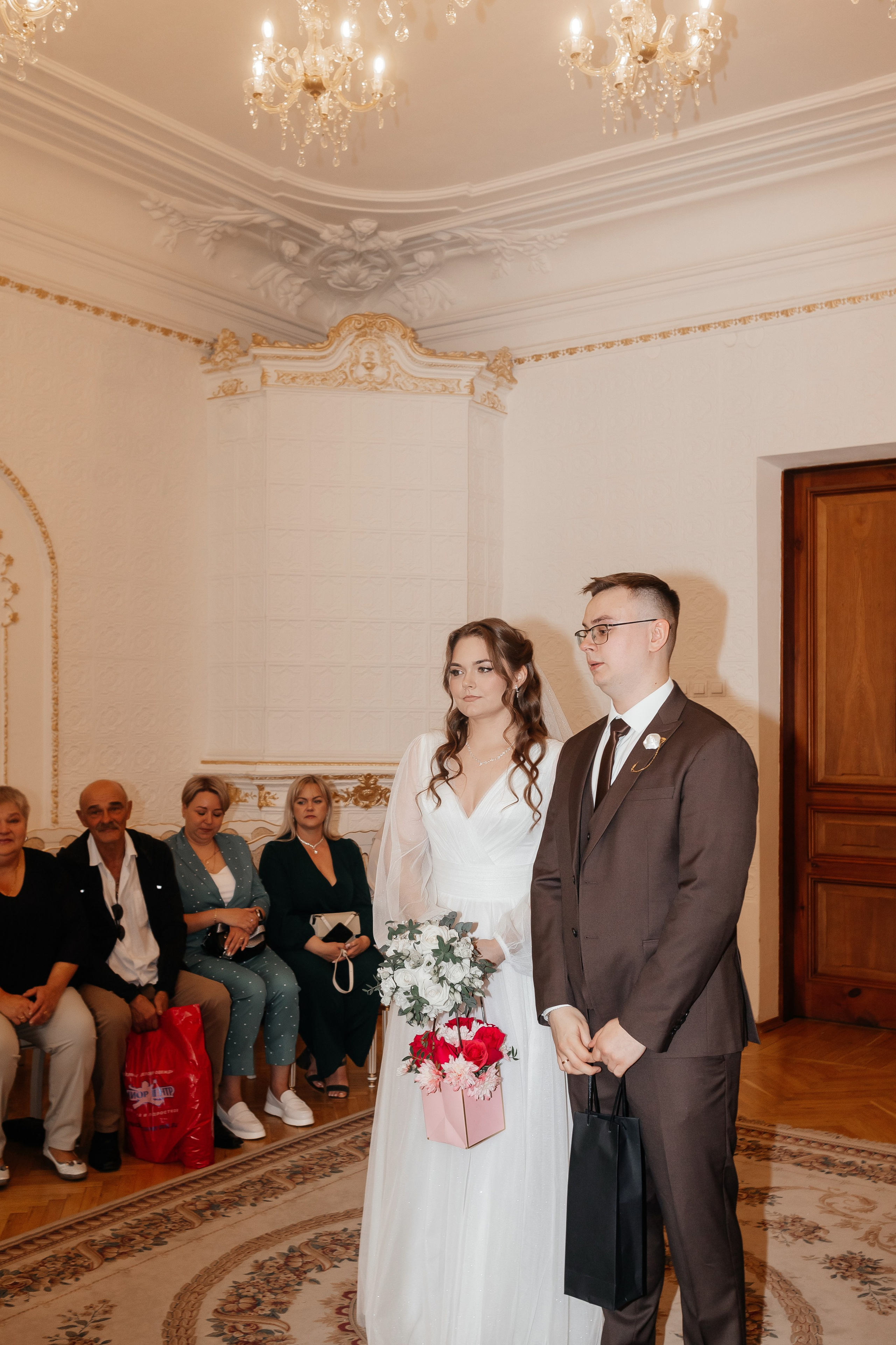 Как выбрать ЗАГС в Нижнем Новгороде: мини-гид с отзывами, плюсами и советами фотографа. Свадебный фотограф и фотограф Love-Store в Нижнем Новгороде Анастасия