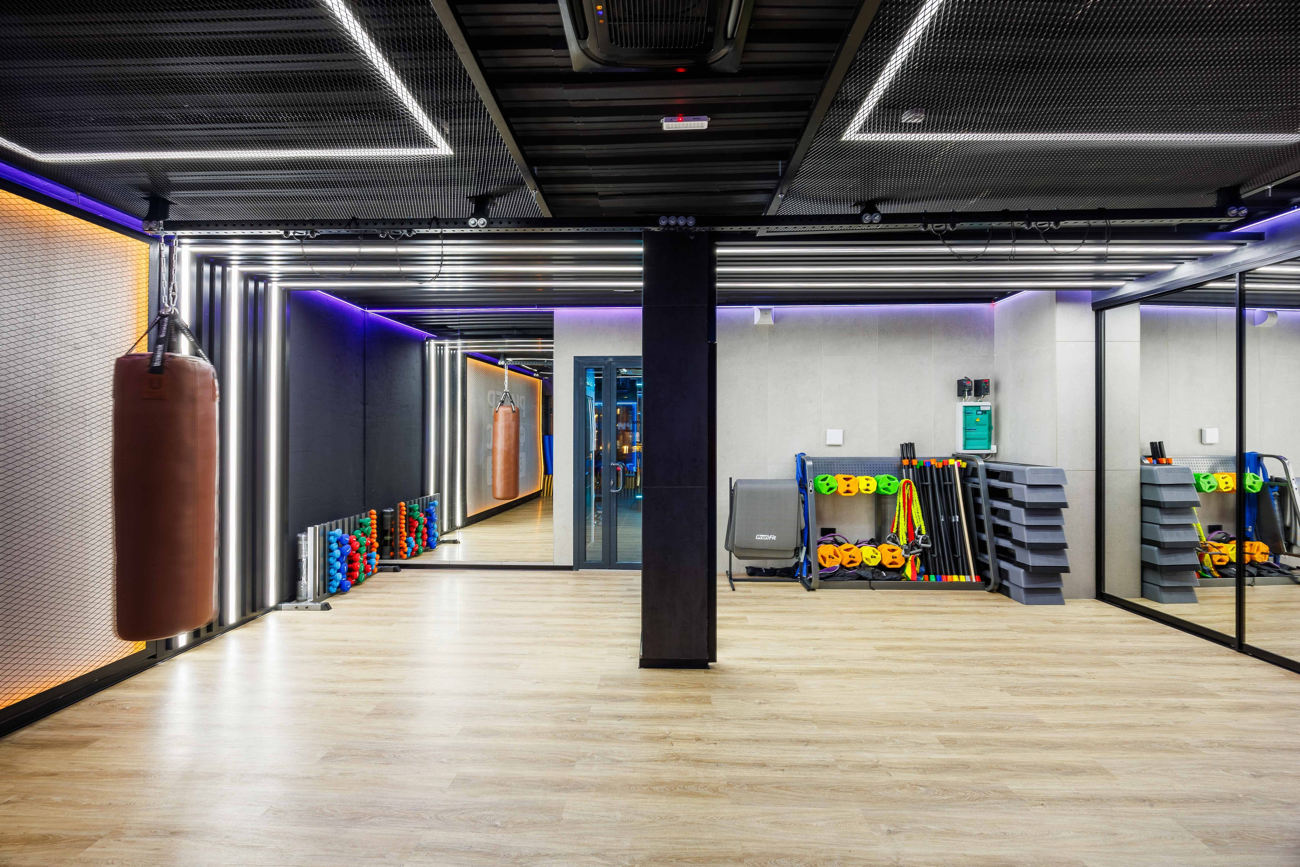 RIVER FITNESS BOUTIQUE