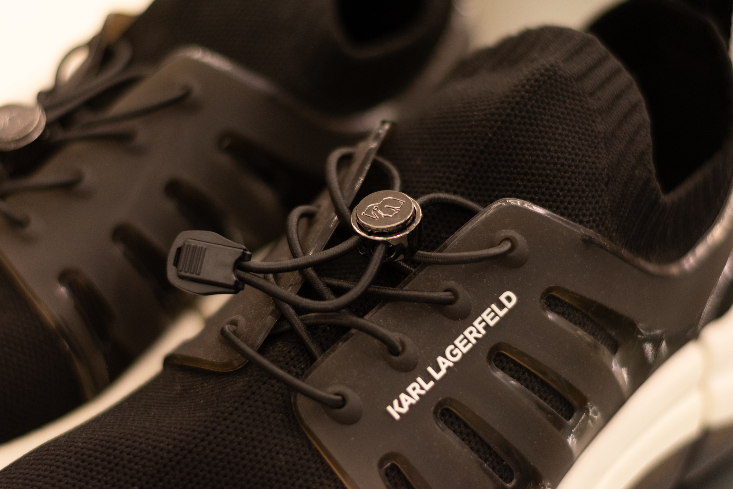 Для организаций. Предметная фотосессия для обувного магазина Capsula. Фотограф/видеограф Богдан Голованов