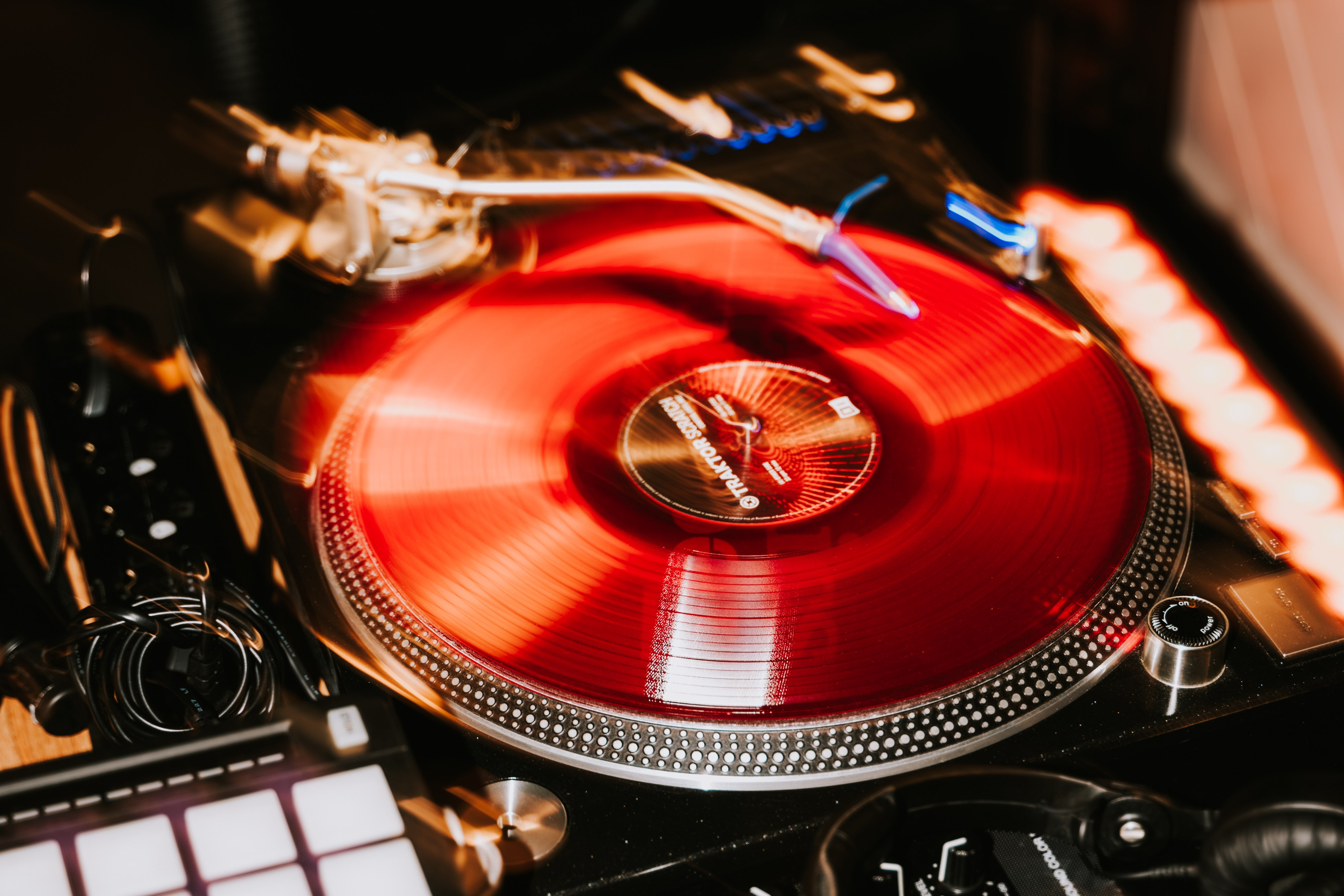 Индивидуальная съёмка для диджеев на мероприятии. Фотограф/видеограф Богдан Голованов