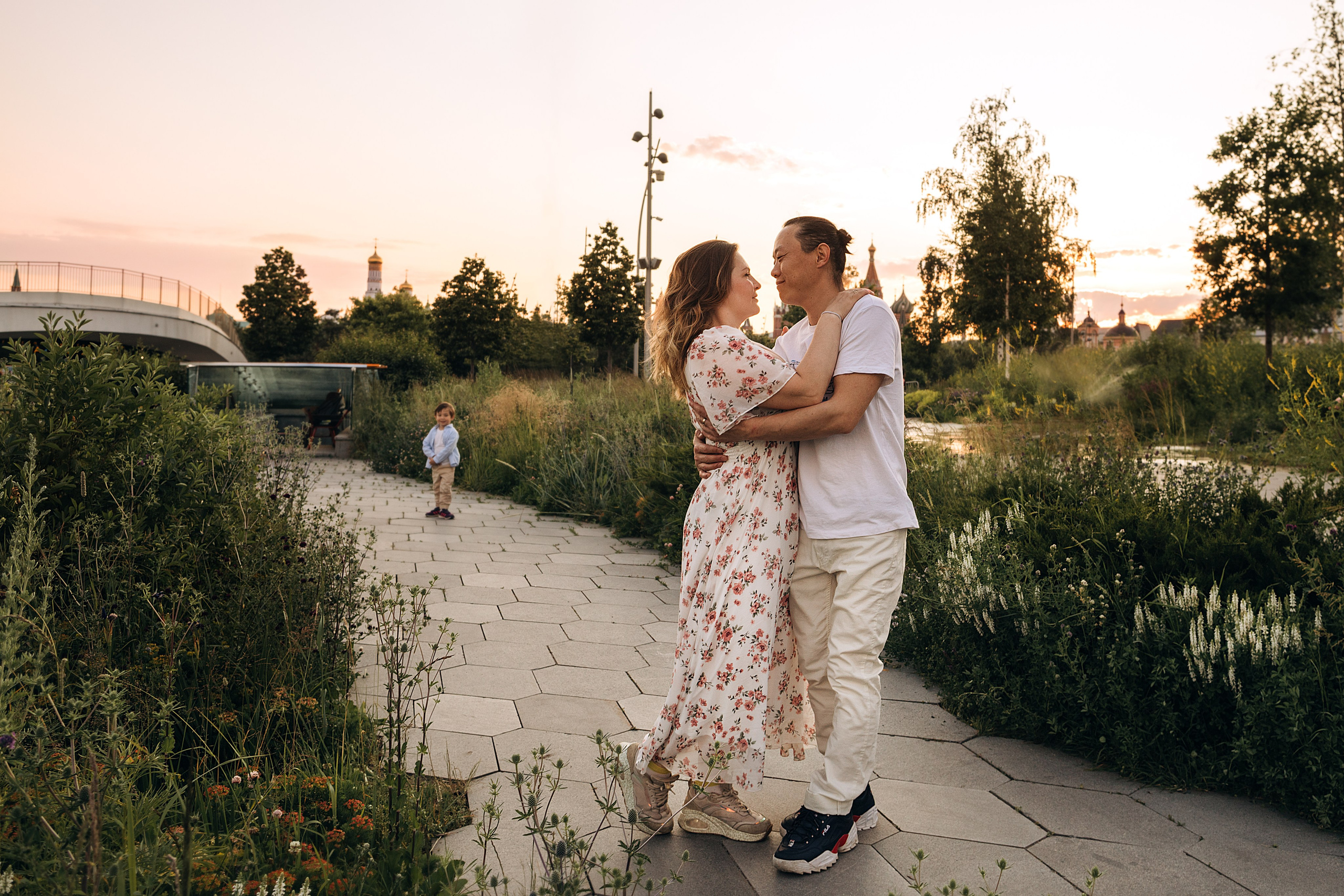Парк «Зарядье» Катюша семья. Портретный фотограф в Москве и МО Зимина Татьяна