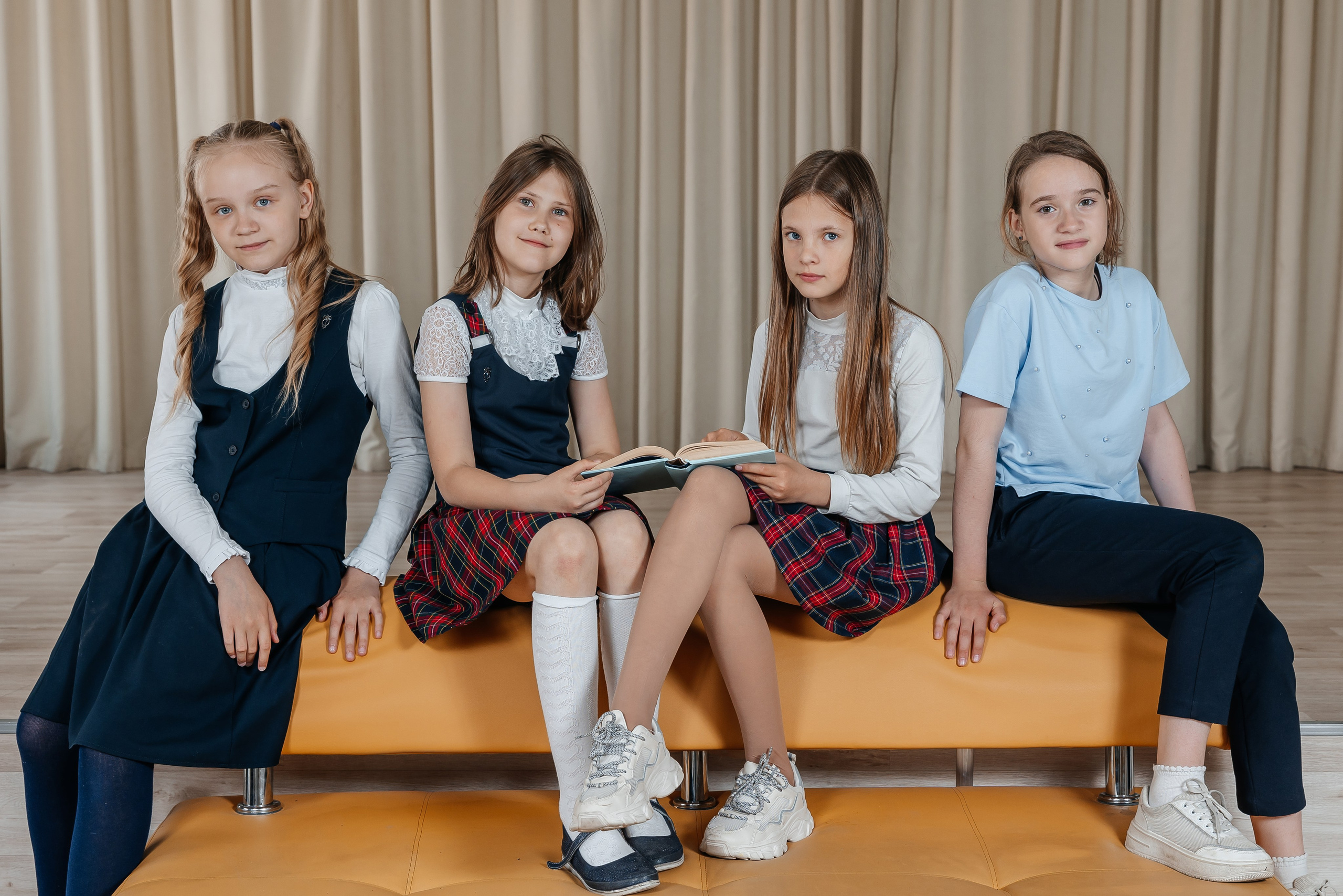 Школьные друзья. Школьный фотограф в Новосибирске Наталья Иванченко