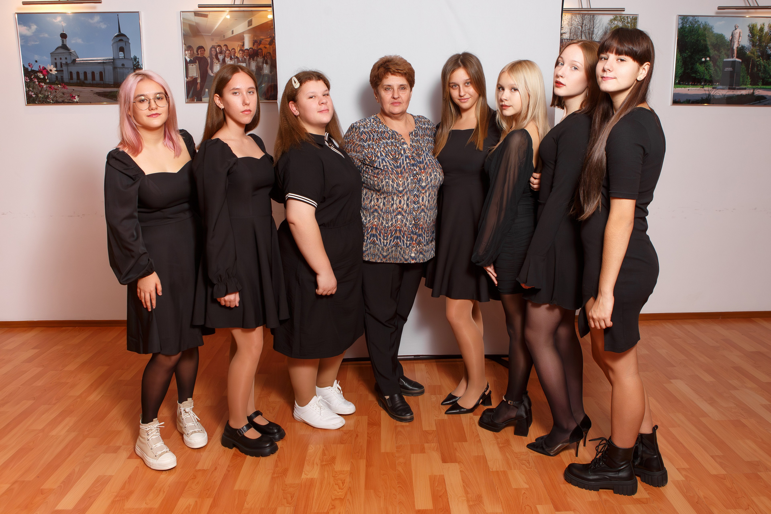 ФОТОСЕССИЯ ДЛЯ 9 КЛАССА «ГИМНАЗИЯ». ТВОЙ АЛЬБОМ / ТВОИ ПРАВИЛА