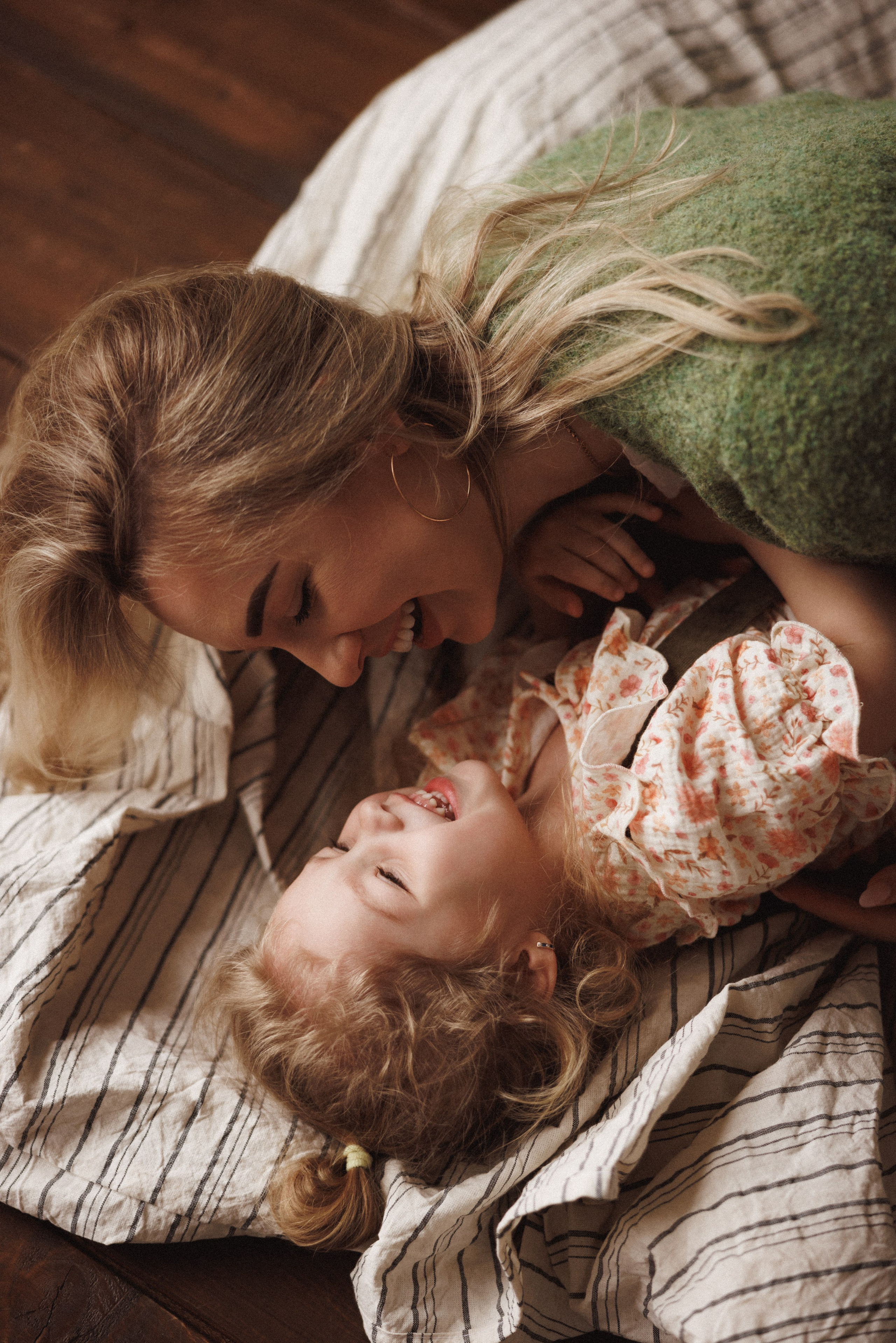 Семейная фотосессия в фотостудии «Mestone», город Краснодар. Семейный и детский фотограф в Краснодаре Анна Трашкова