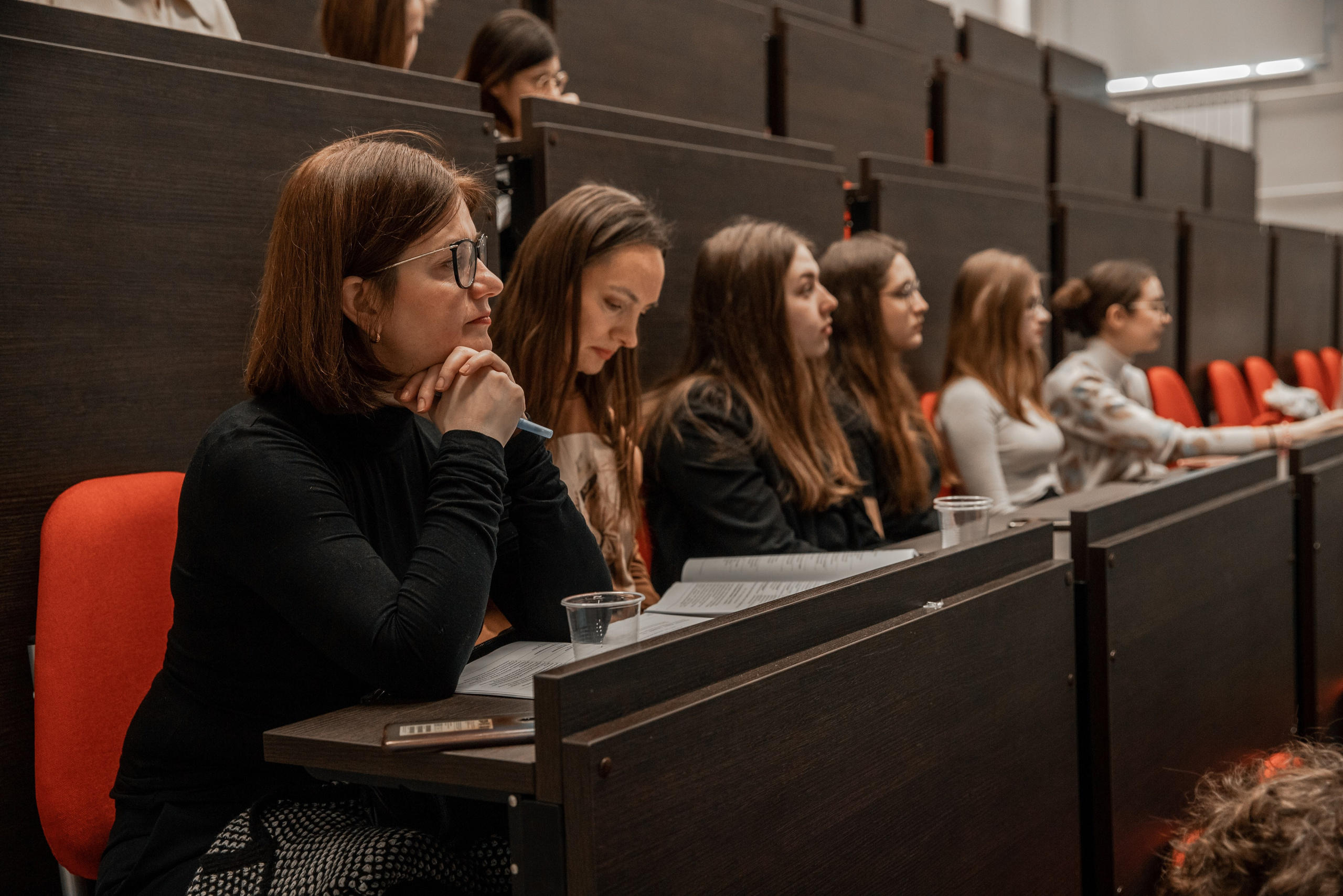 IV Международная научная конференция | Диалог Культур Культура Диалога. Фотограф брендов и бизнеса в Москве Алексей Сентюрин