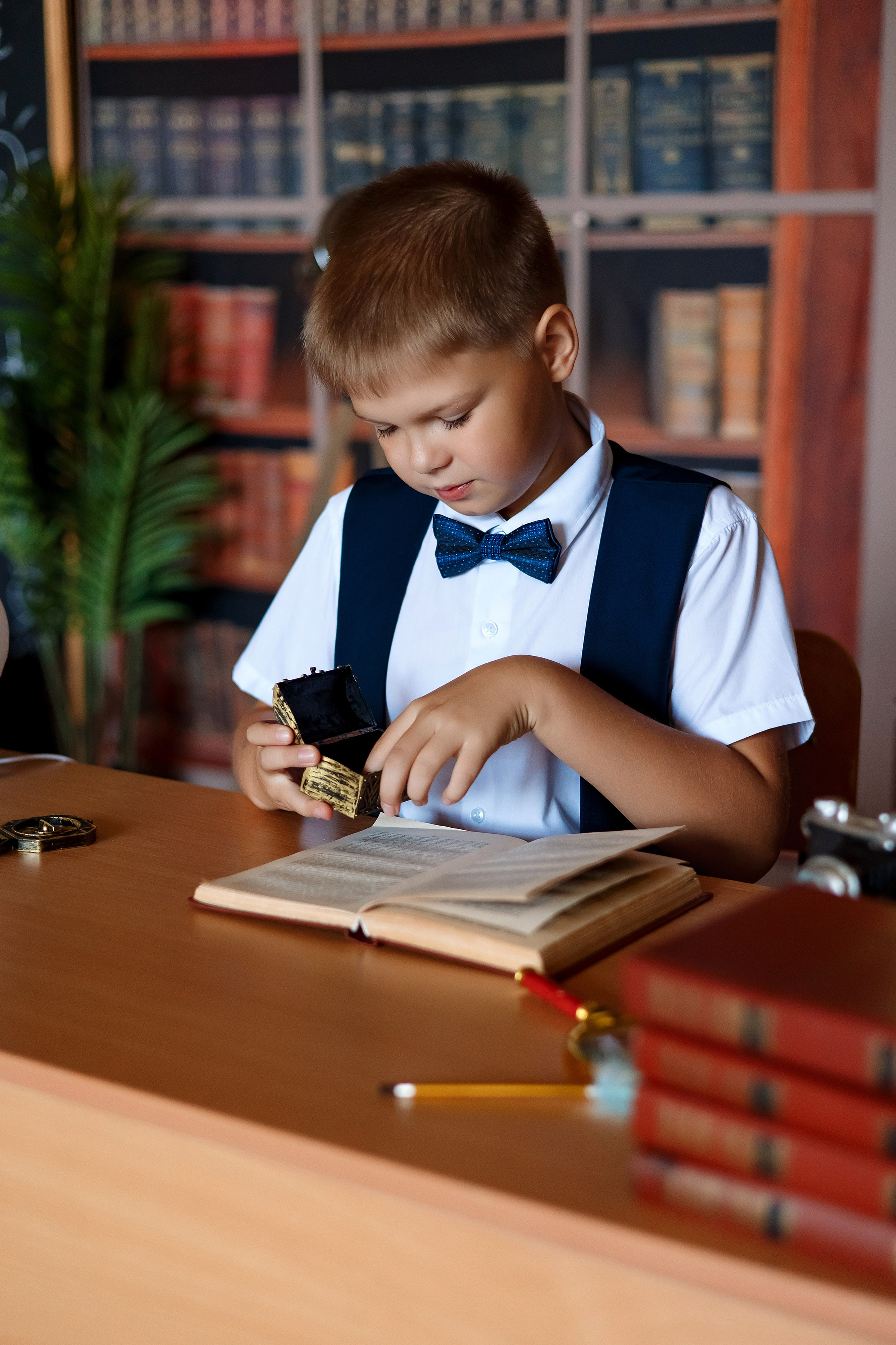 4 класс фотосессия в фотостудии. Фотограф Любовь Корниенко, Примоский край