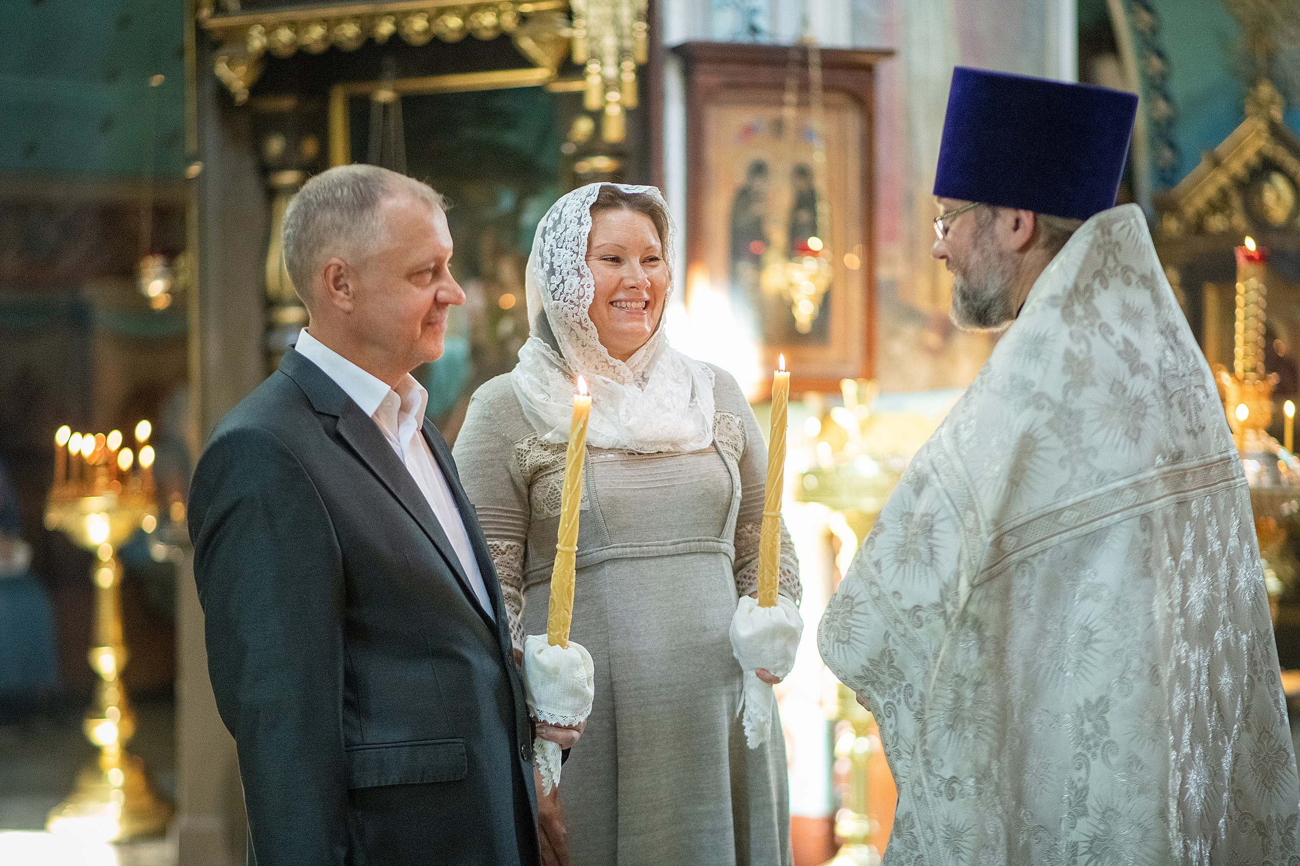Венчание Натальи и Виктора в Храме Адриана и Натальи в Бабушкине. Фотограф Крещения и Венчания в Москве и МО