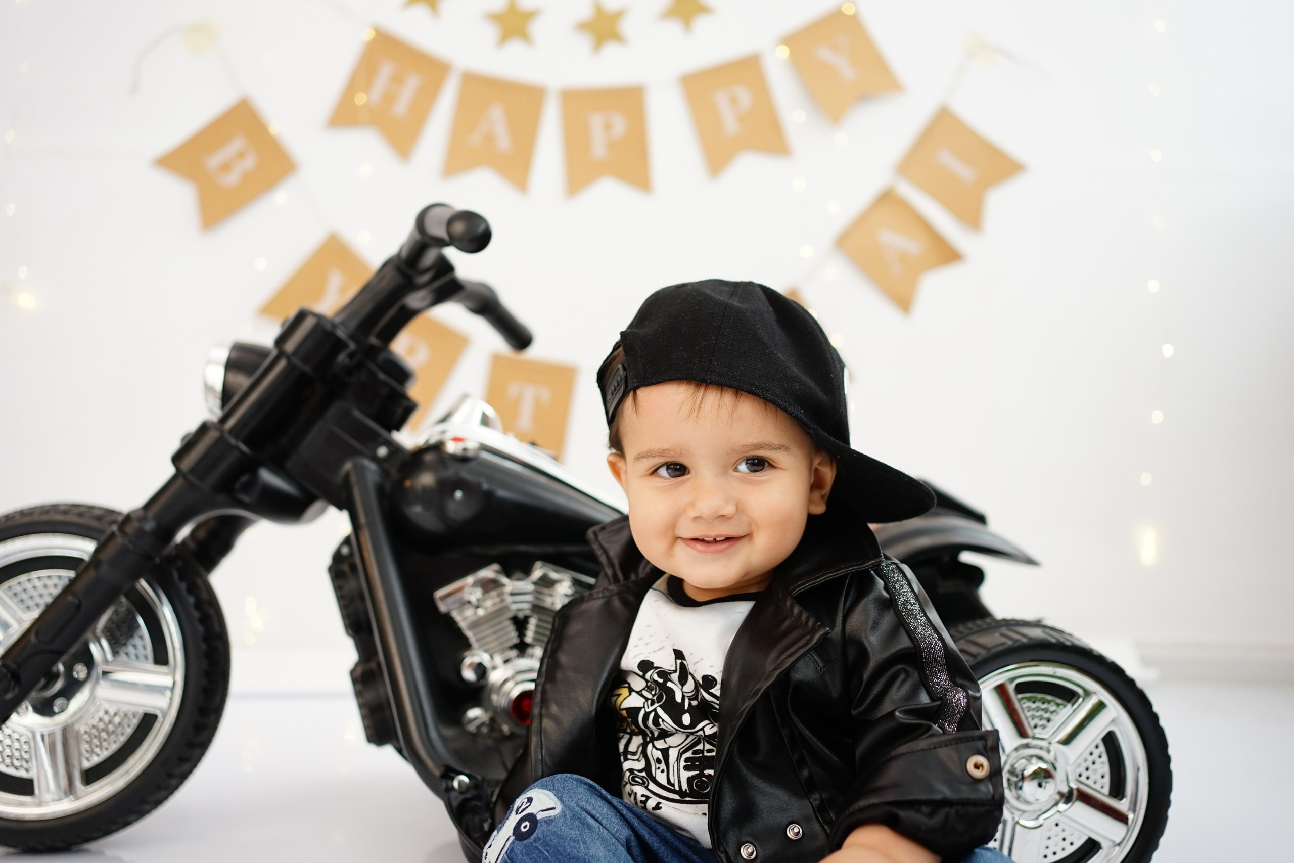 Фотосессия на Годик для Мальчиков. Детская Фотостудия ГОДОВАСИКИ в Санкт-Петербурге фотосесия на годик