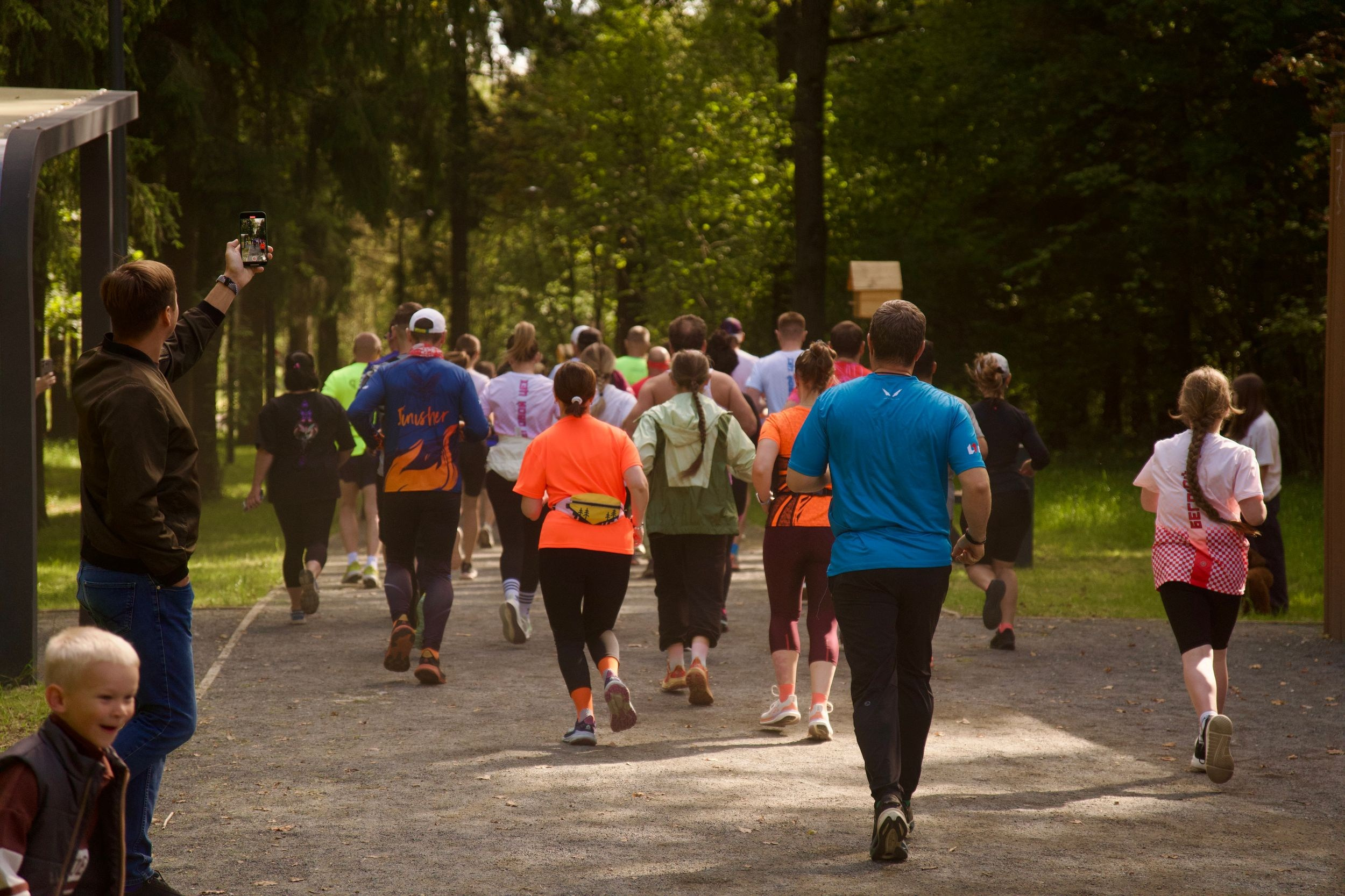 Забег в парке «Дубки». Кафе «БЕЛКА НАШЕПТАЛА». Ну оооочень концептуальное кафе