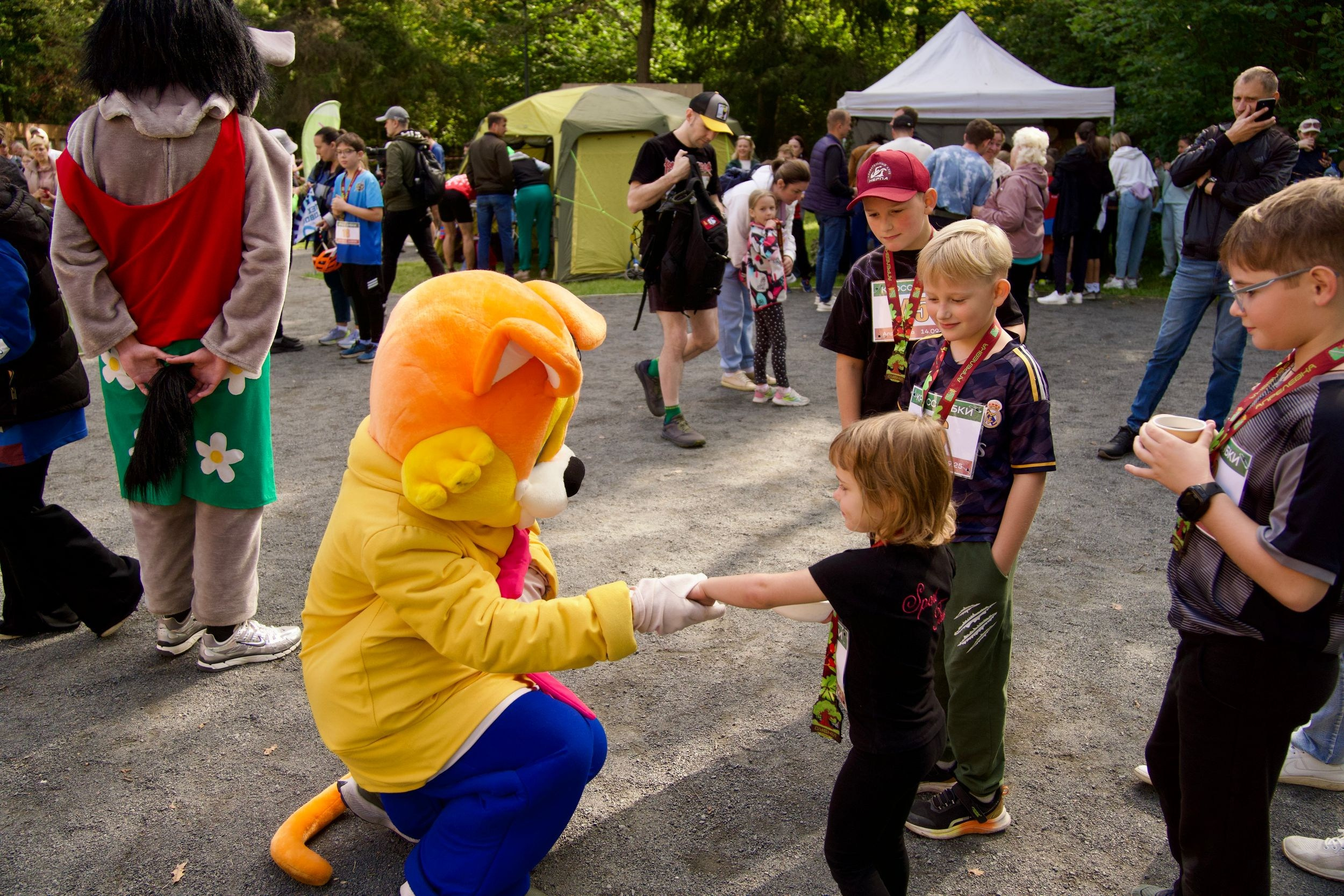 Забег в парке «Дубки». Кафе «БЕЛКА НАШЕПТАЛА». Ну оооочень концептуальное кафе