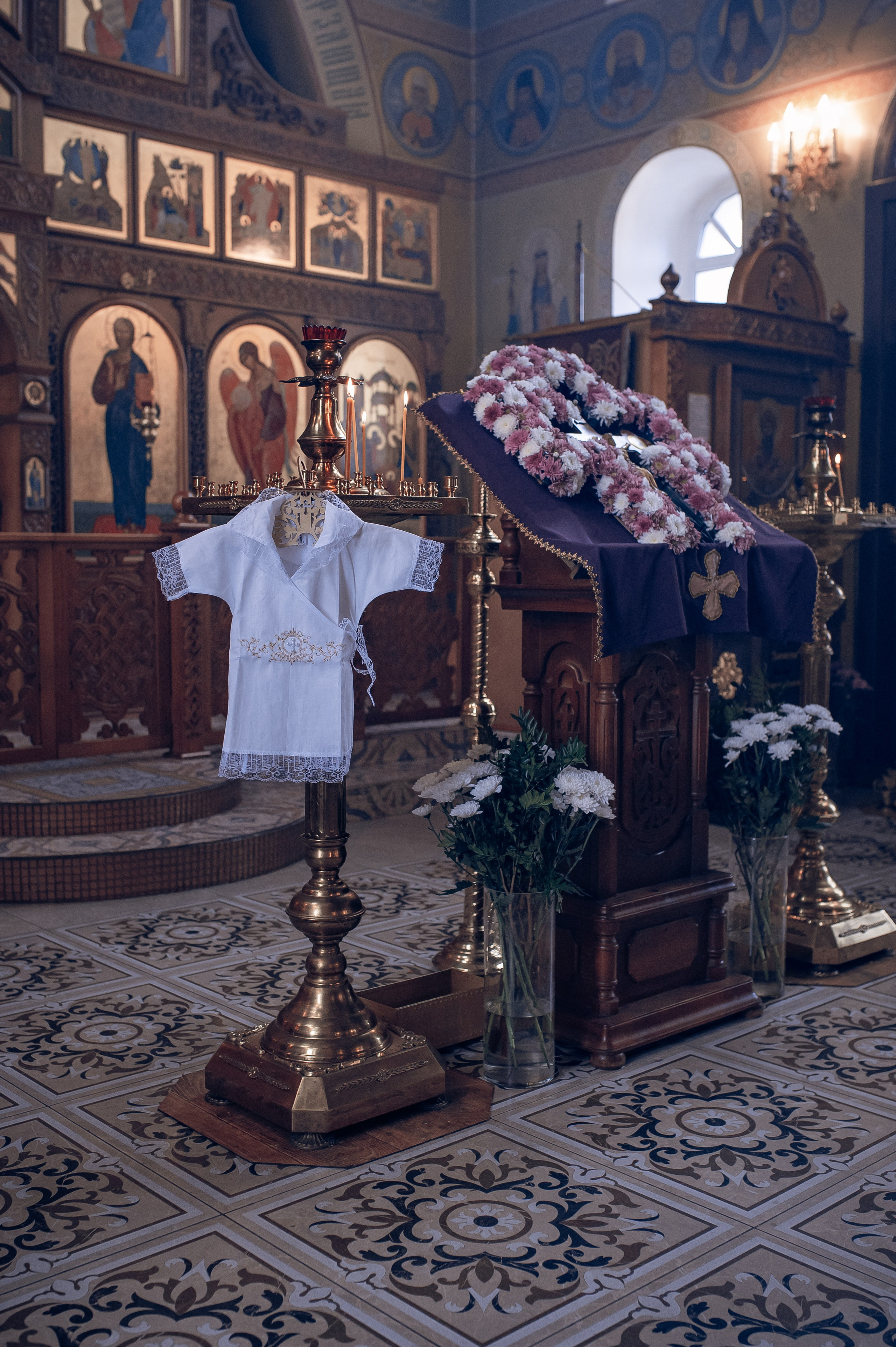 Крещение Мирона в Веденском хаме Березовка. Фотографы крещения/венчания  Красноярск Татьяна и Вячеслав Переваловы