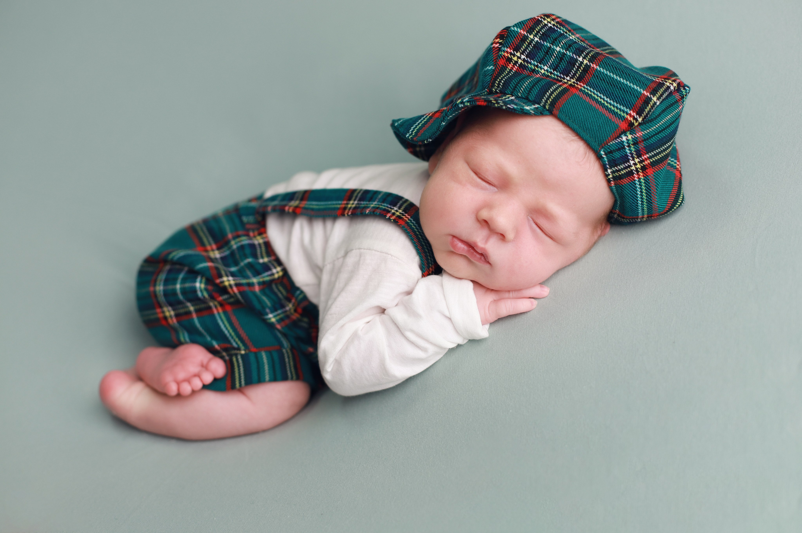 Тимофей. Фотограф новорожденных в г. Россошь Виктория Нечепуренко