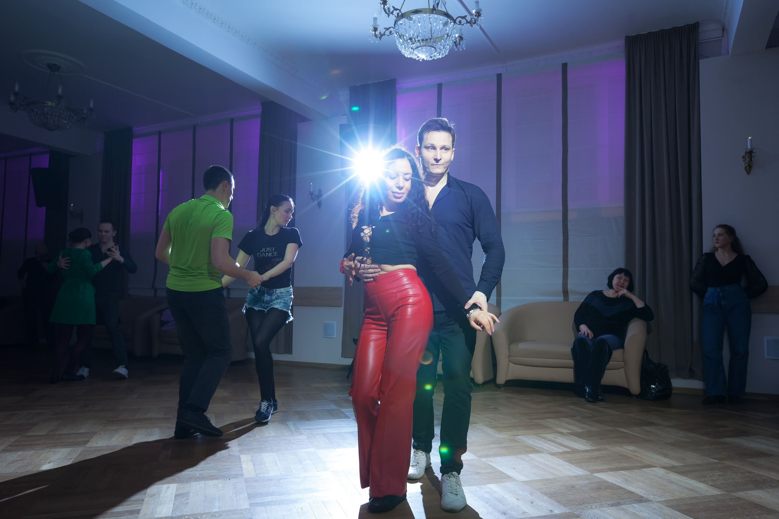 Вечер бачаты. Семейный и предметный фотограф Мария Львова Санкт-Петербург flitphoto