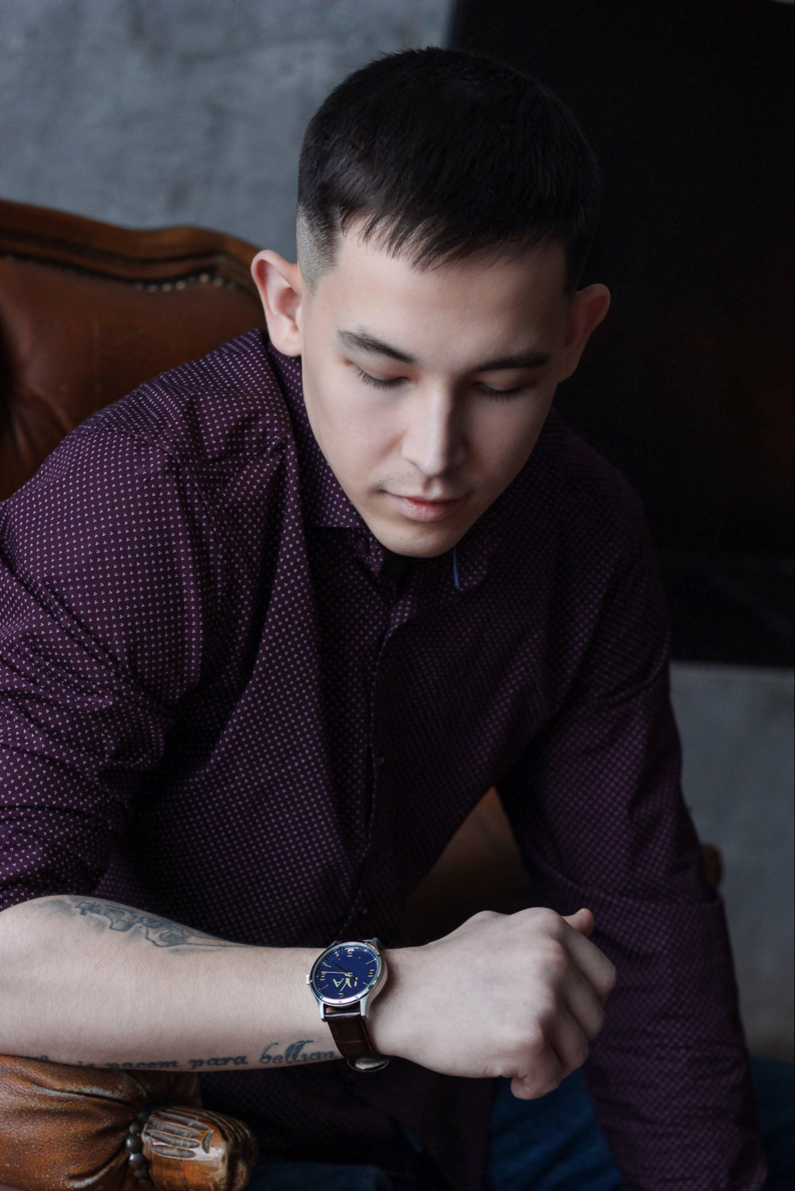 Часы IVA. Главная