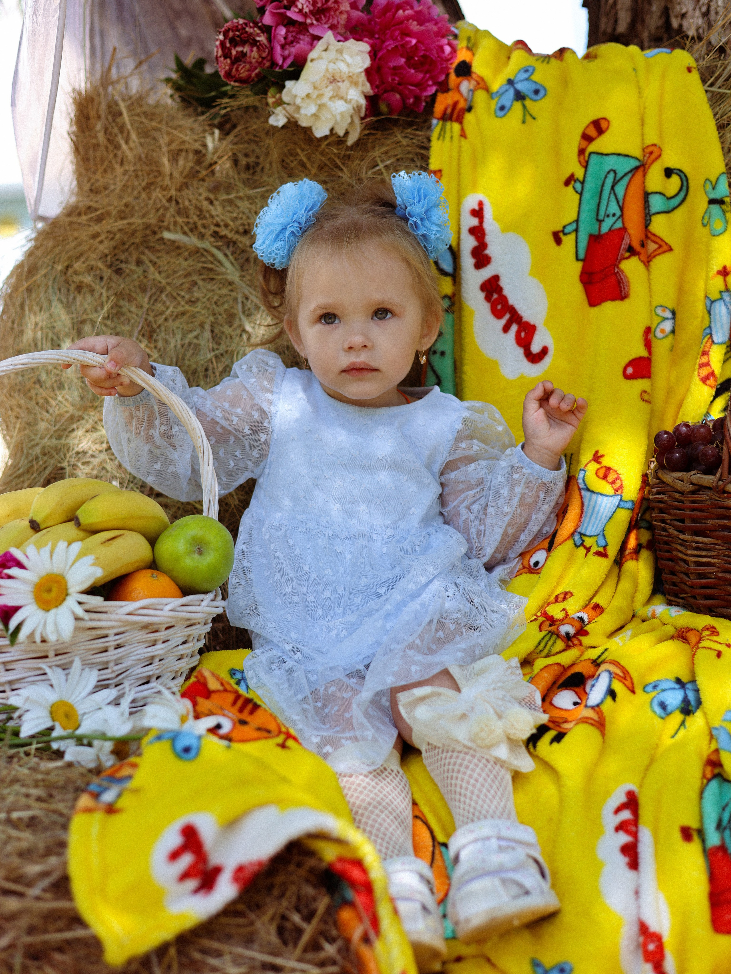 Тематическая летняя съемка в детском саду. Мания, портретный фотограф в городе Оренбург