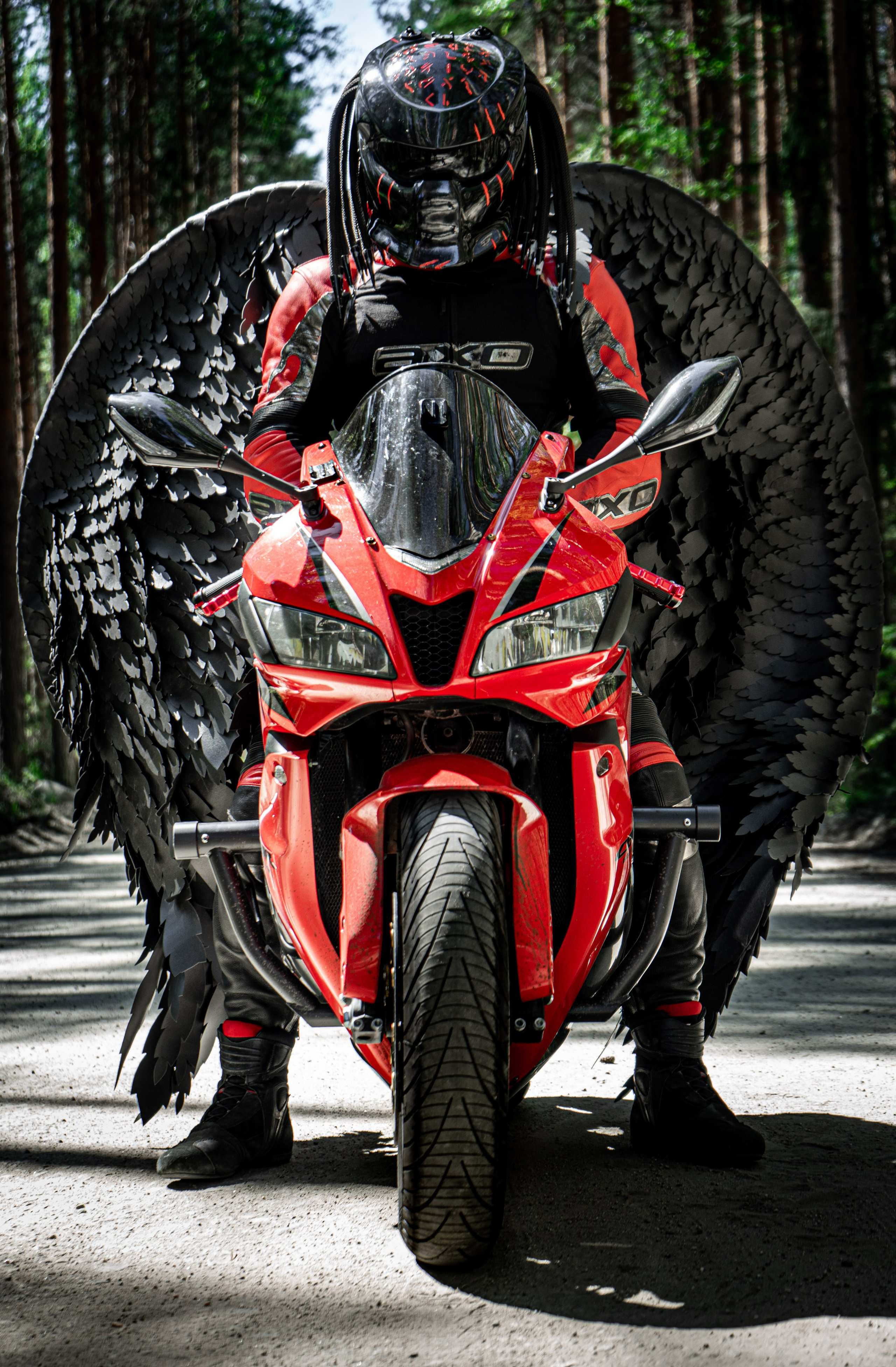 Мужская фотосессия на мотоцикле. Фотограф Екатеринбург Кокшарова Александра