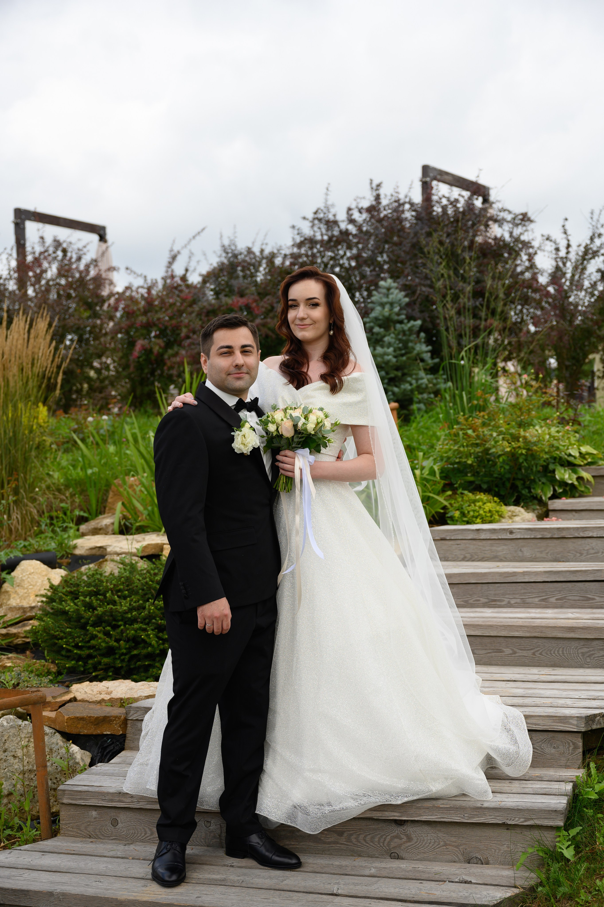 Свадебная фотосессия парк-отель Петрухино-клуб. Свадебный фотограф Москва Юрий Кульман