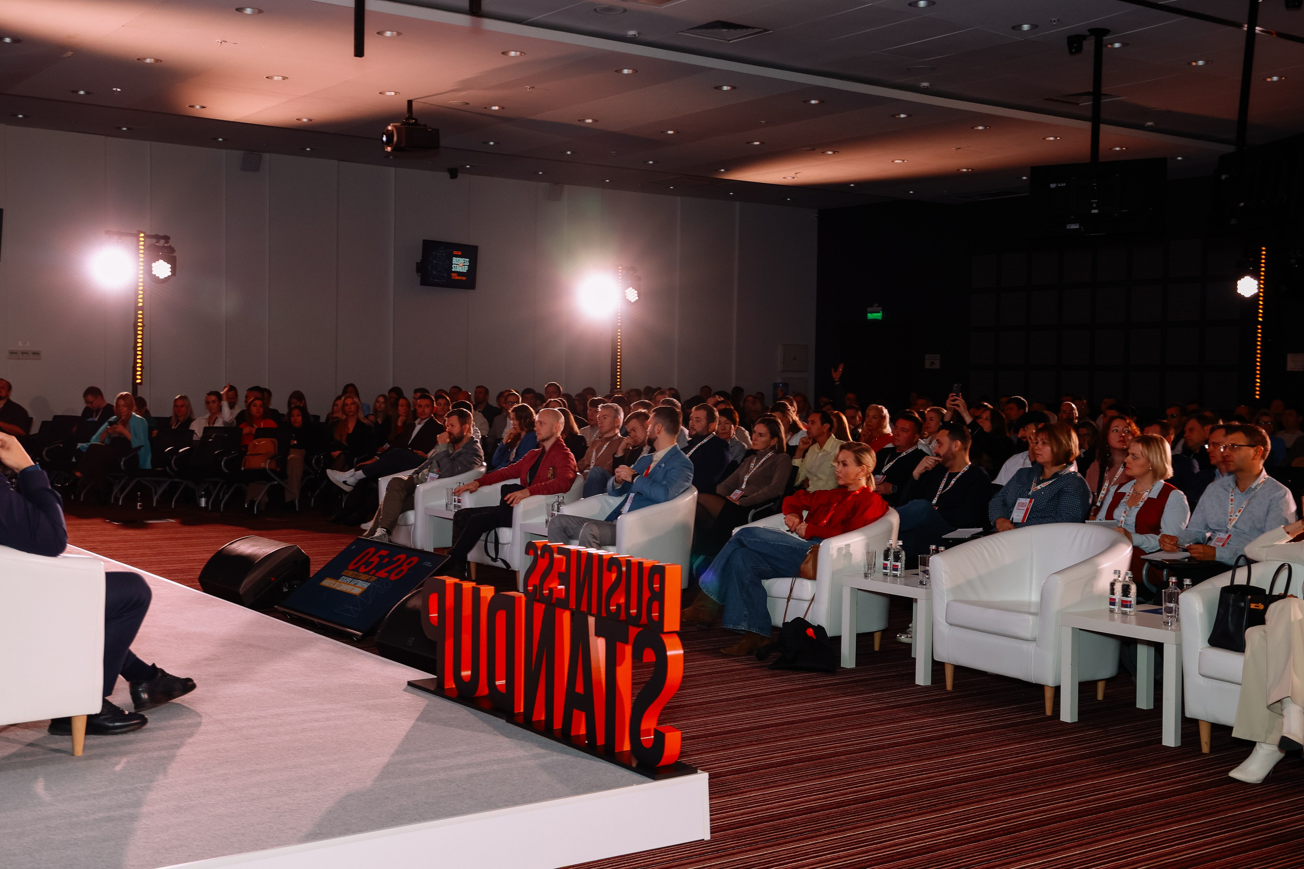 BUSNESS STANDUP с Оскаром Хартманном. Фотограф Юлия Мальцева