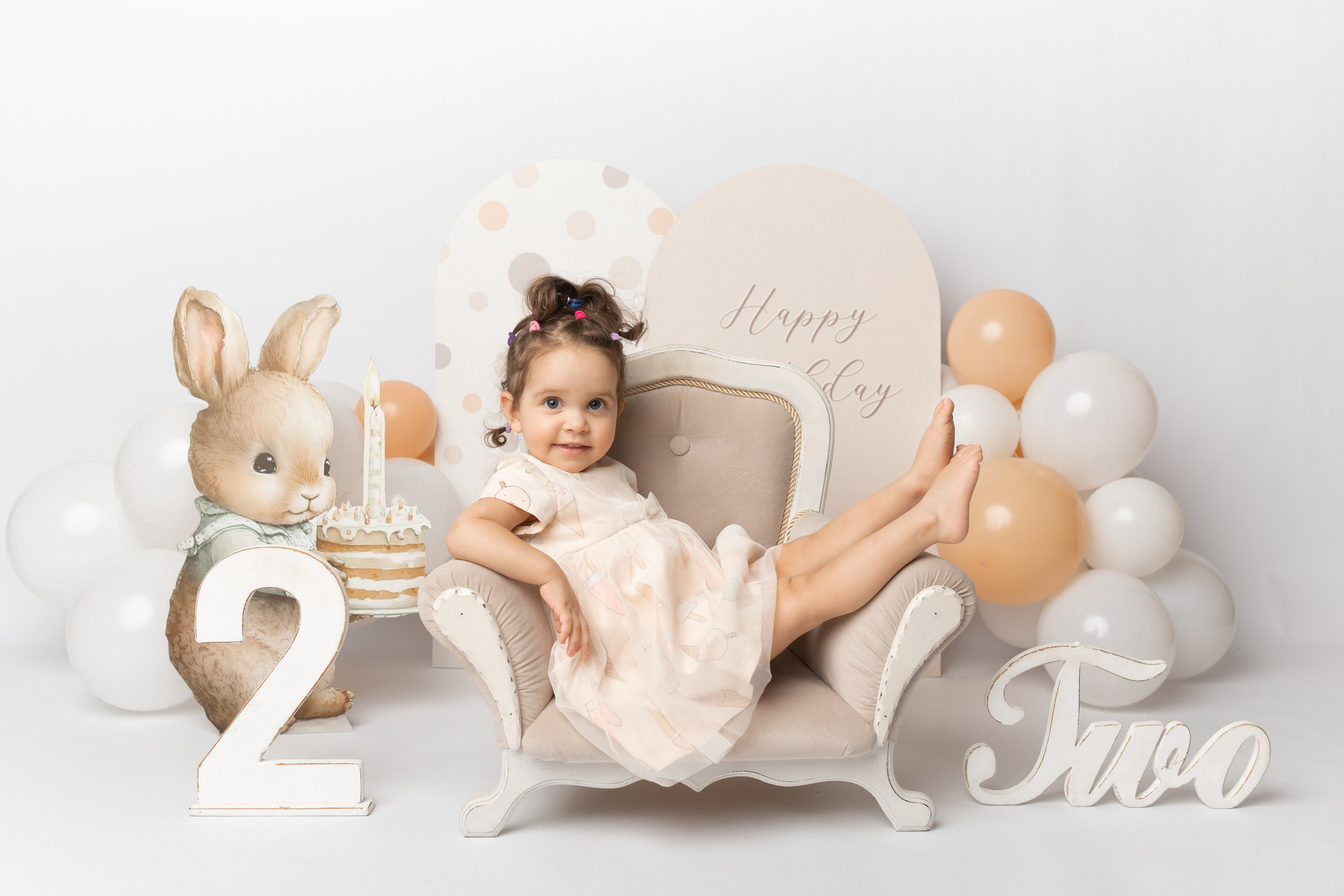 От 9 месяцев  - Фотограф новорожденных: магия детства в каждом снимке. Фотограф новорожденных: волшебные моменты первых дней жизни