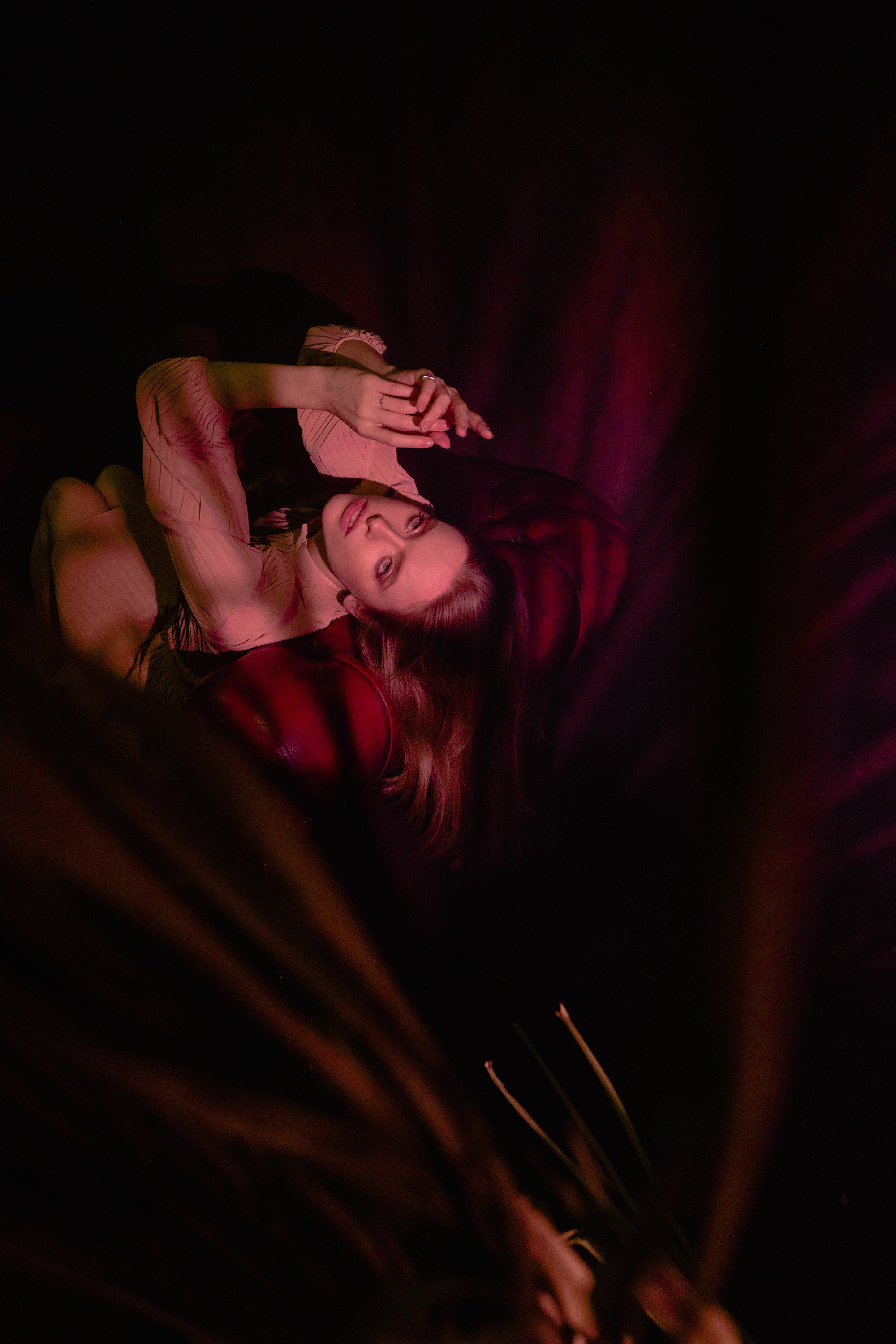 Мистическая комната. Портретный фотограф Лакшин Денис. Истории через фотографию