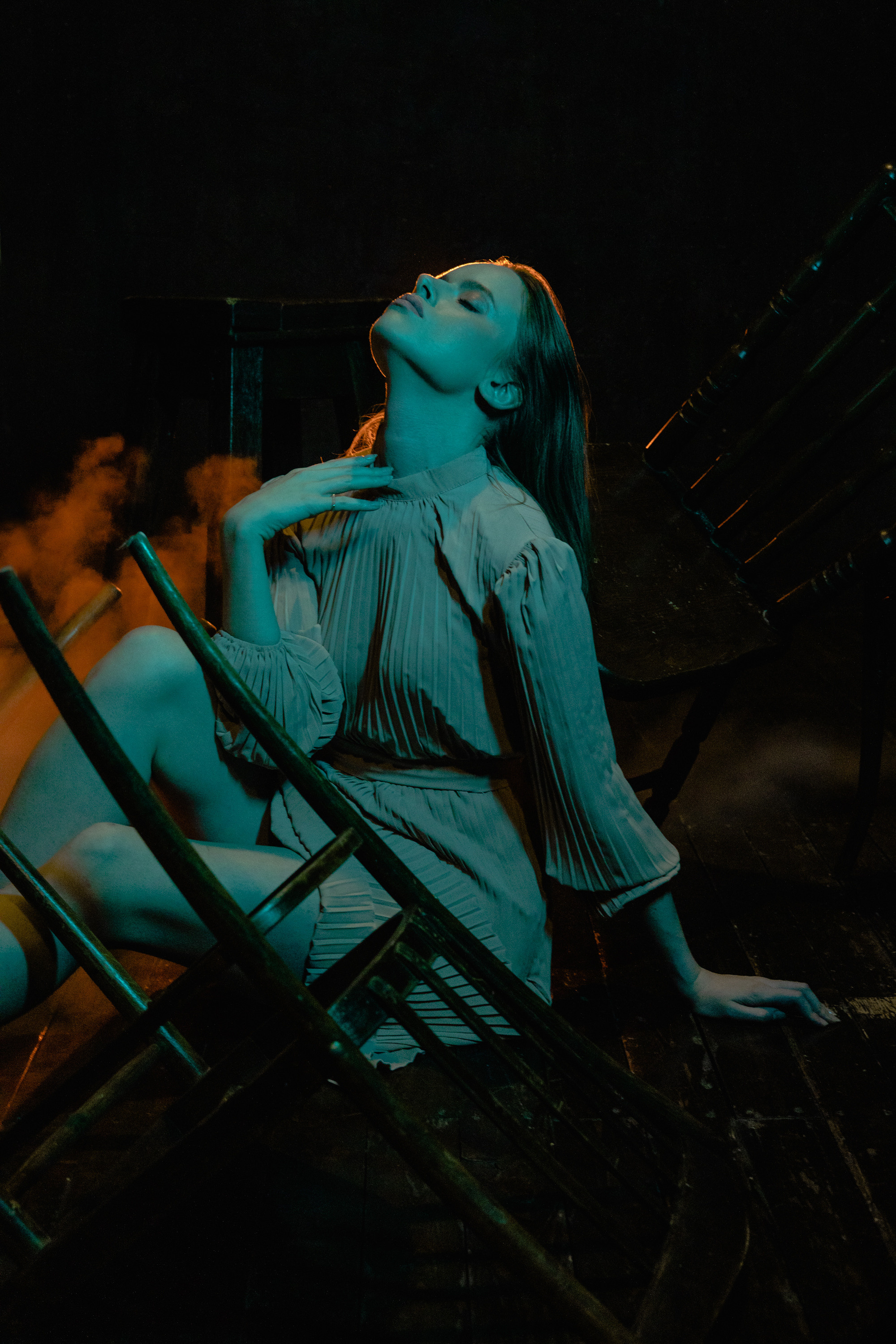 Мистическая комната. Портретный фотограф Лакшин Денис. Истории через фотографию