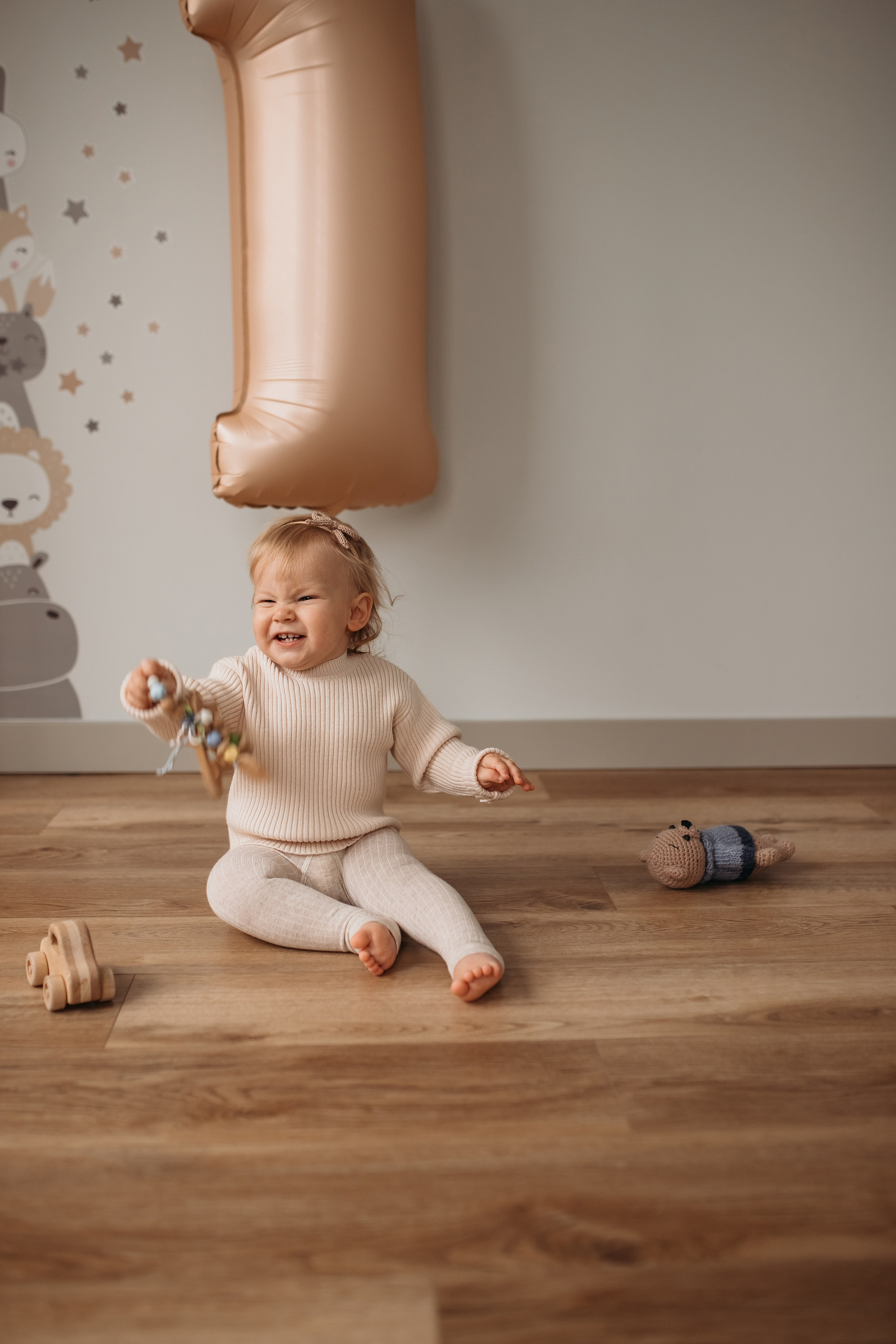 Ксюша (домашняя история). Семейный и детский фотограф Минск, Беларусь