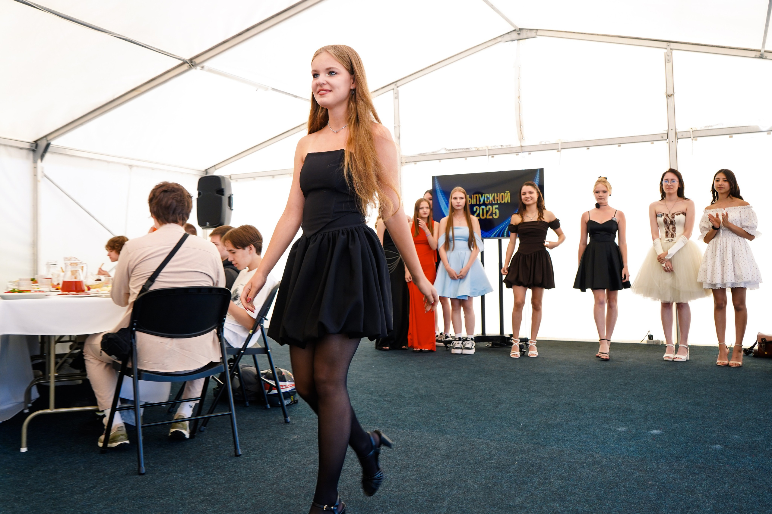 Выпускной 9 класса школа 19 в Коматек. Семейный и портретный фотограф в Екатеринбурге Анна Лобанова